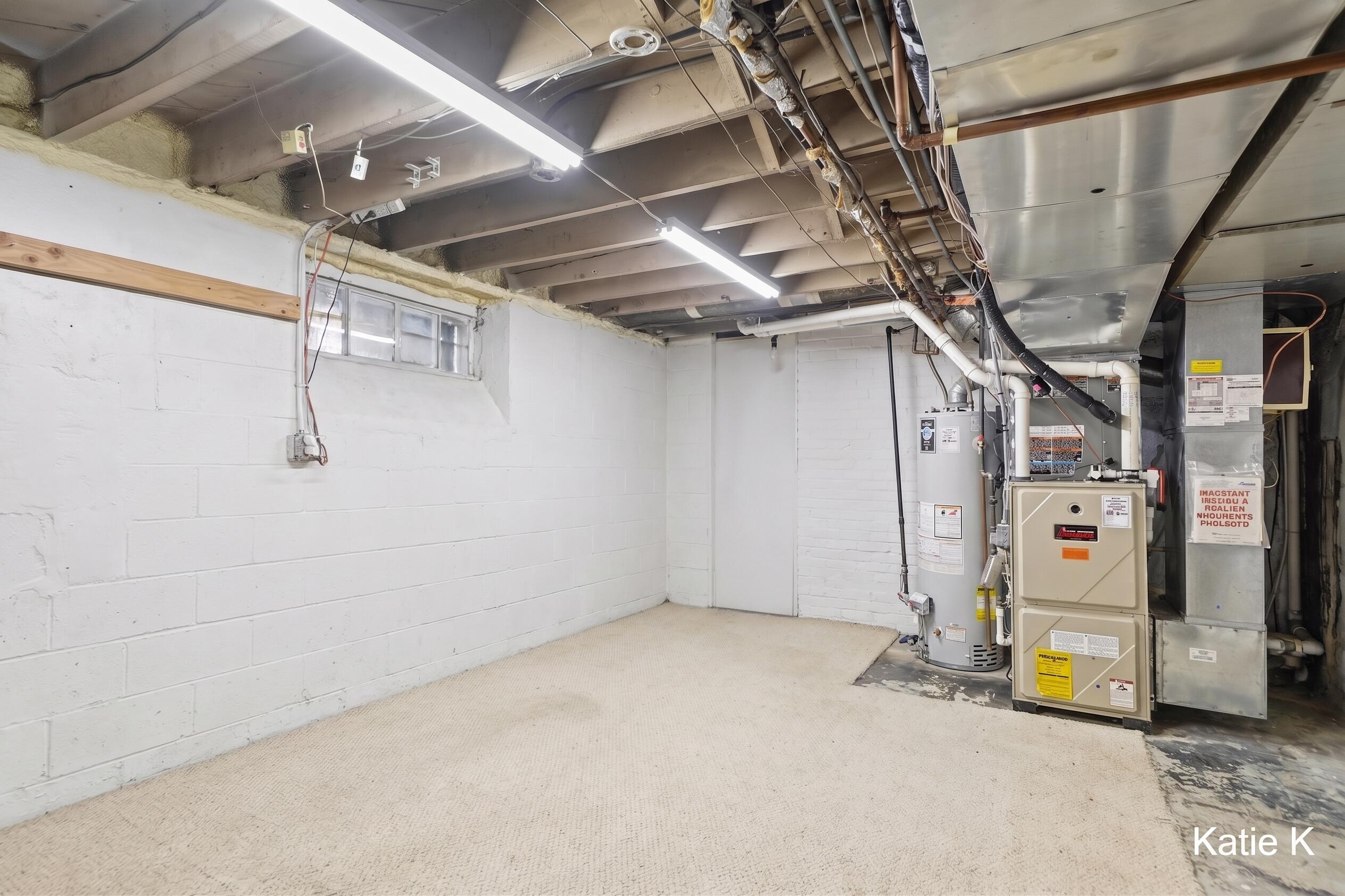 950 Orchard Avenue SE East Grand Rapids MI 49506
