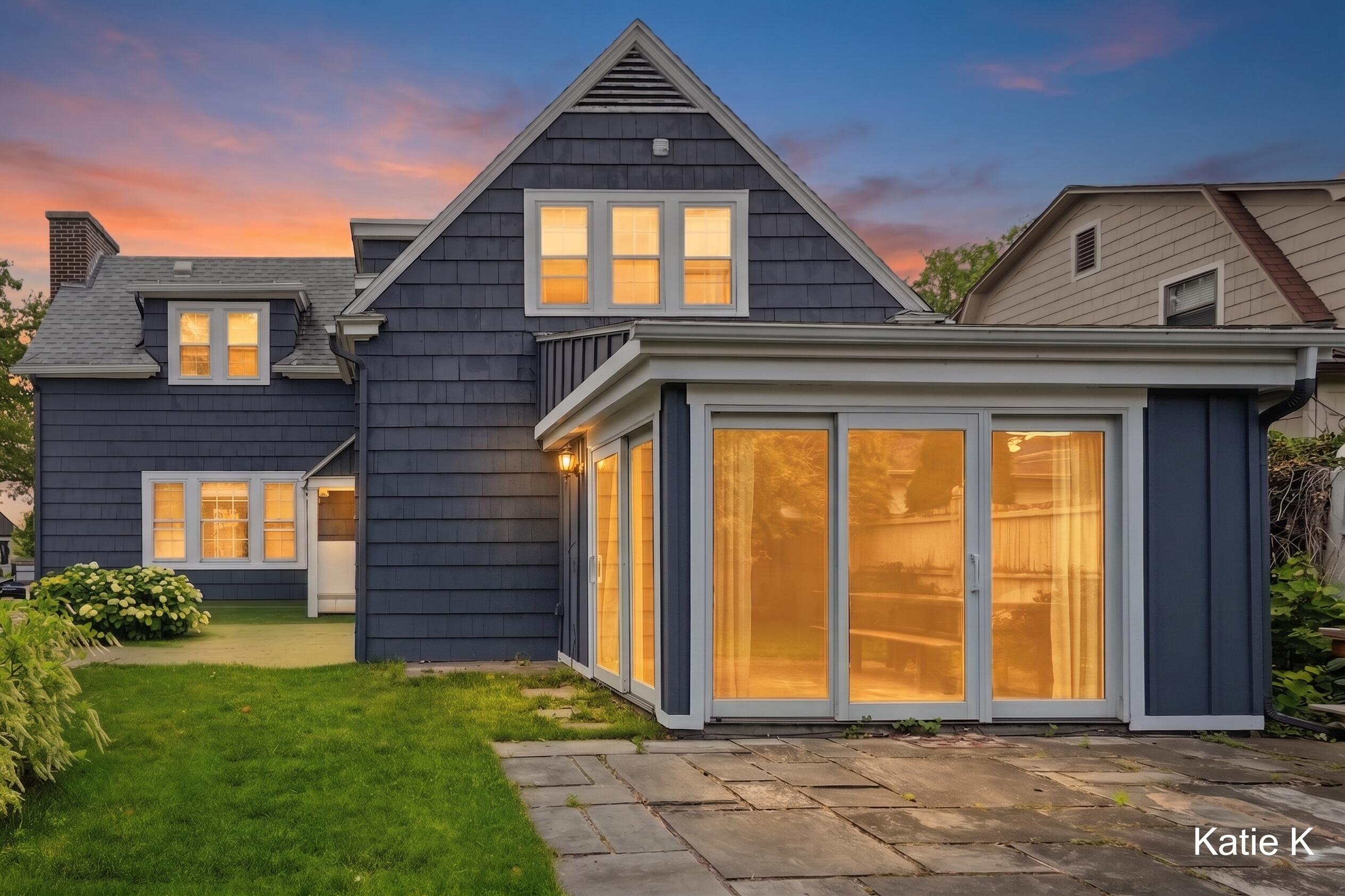 950 Orchard Avenue SE East Grand Rapids MI 49506