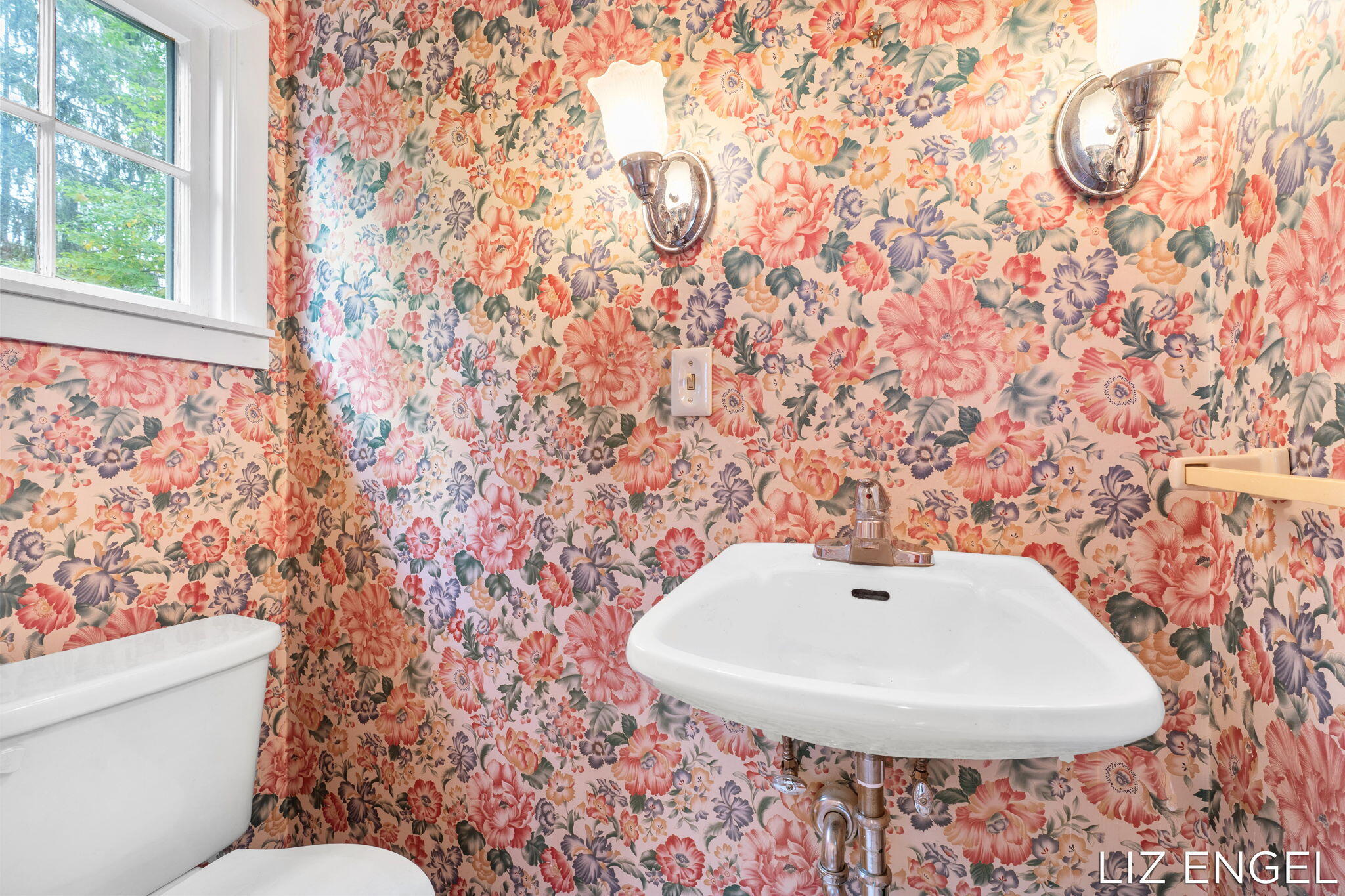 3083 May Avenue Douglas MI 49406