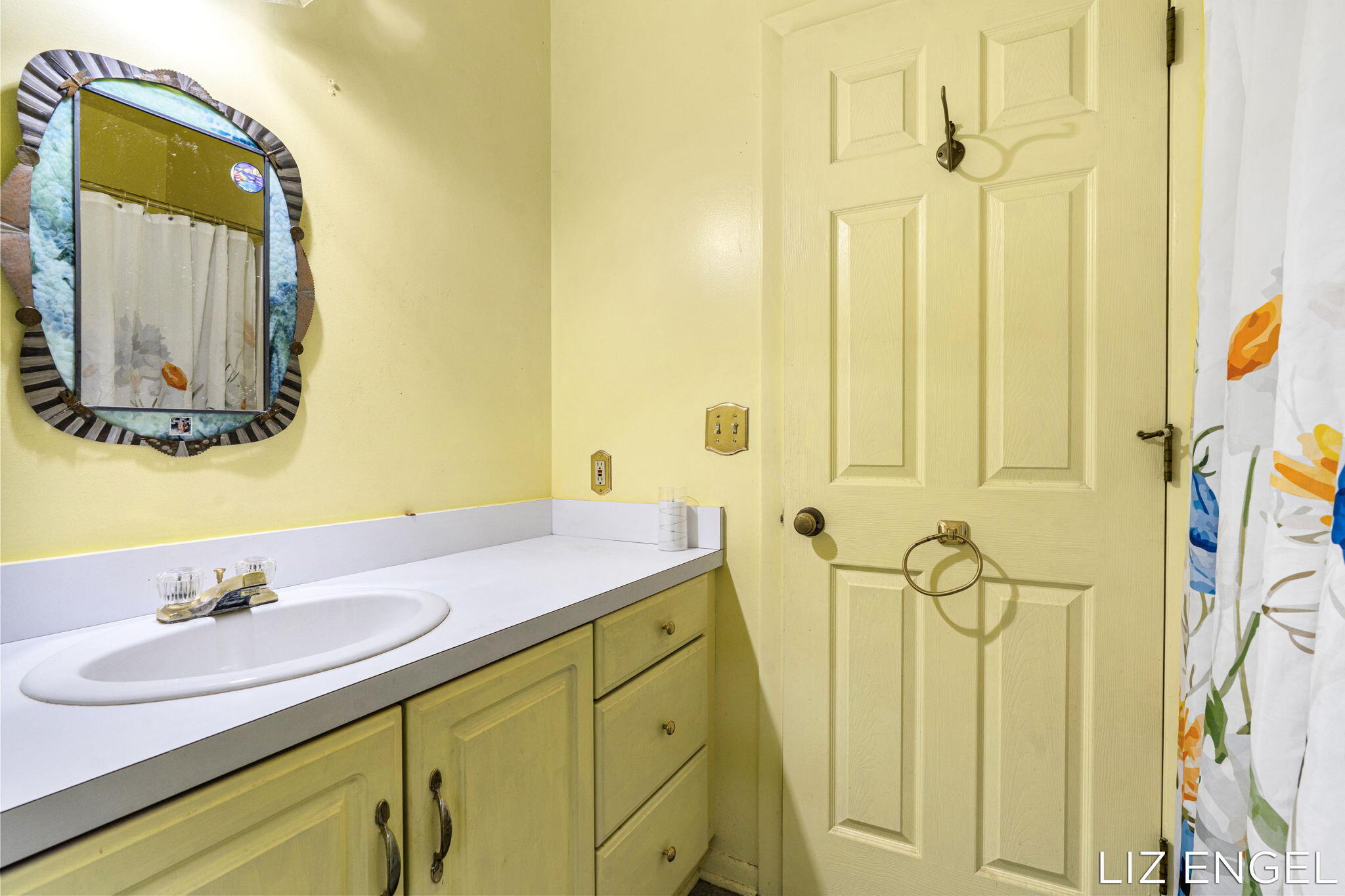 3083 May Avenue Douglas MI 49406