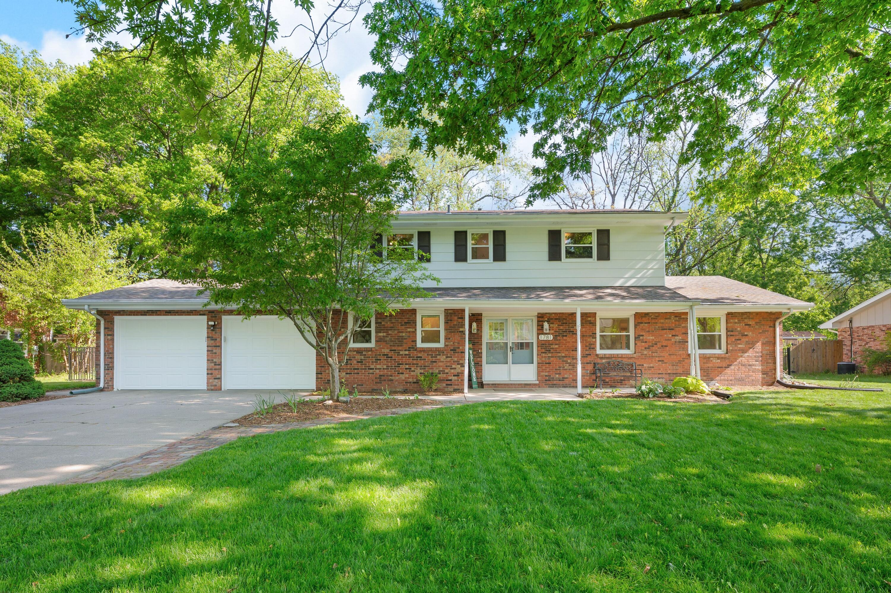 1781 Hacienda Drive Stevensville MI 49127