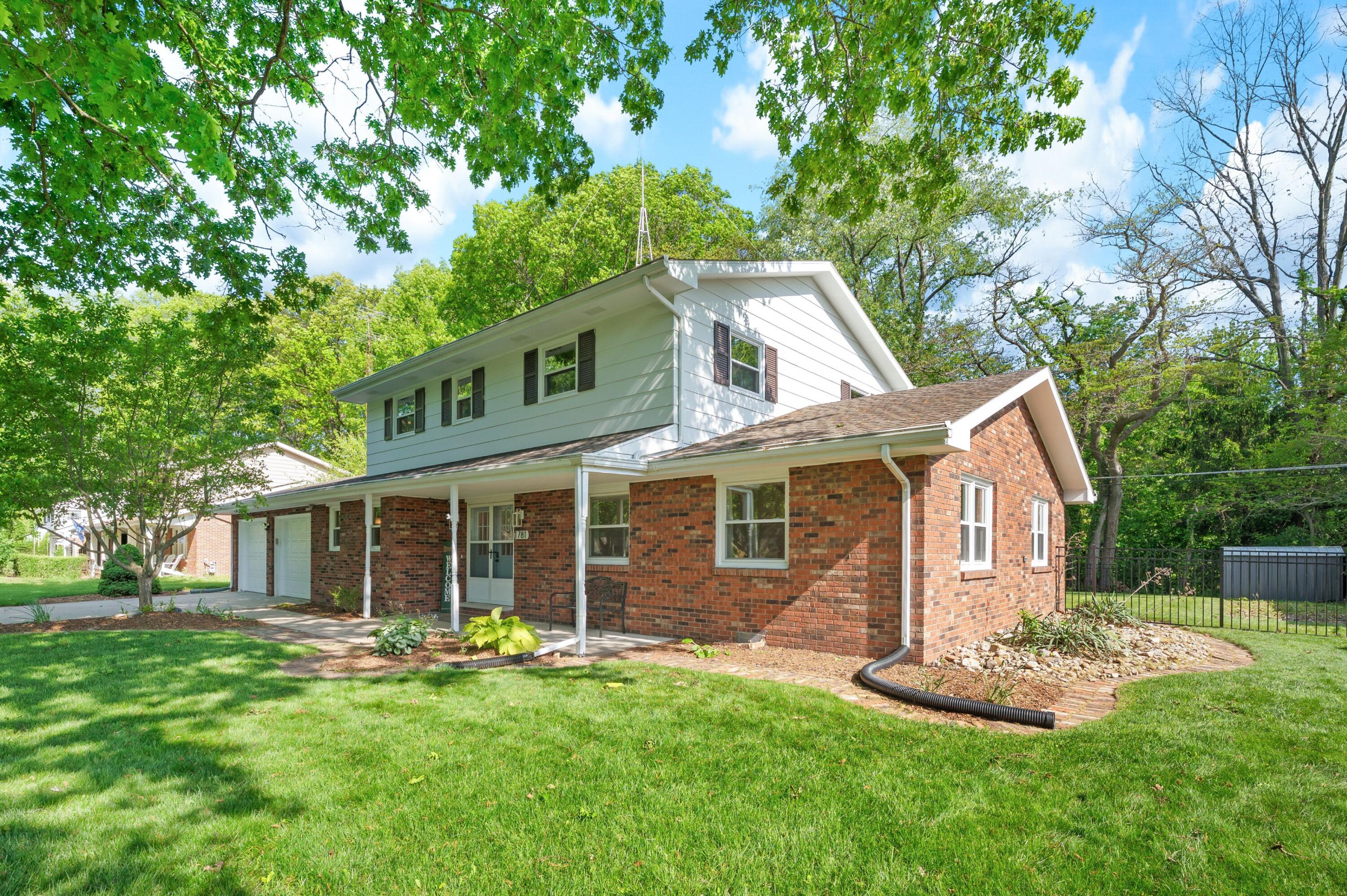 1781 Hacienda Drive Stevensville MI 49127