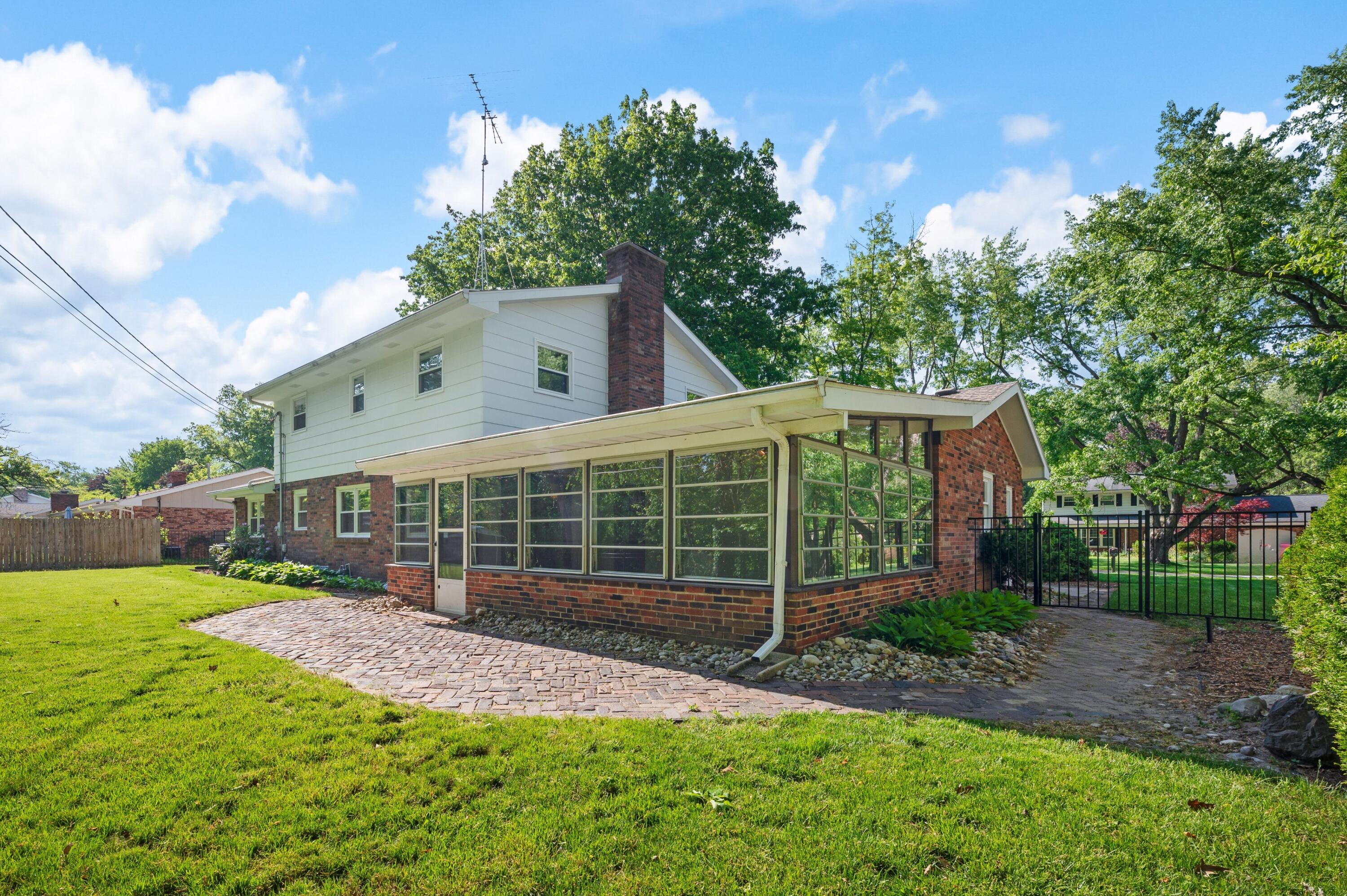 1781 Hacienda Drive Stevensville MI 49127