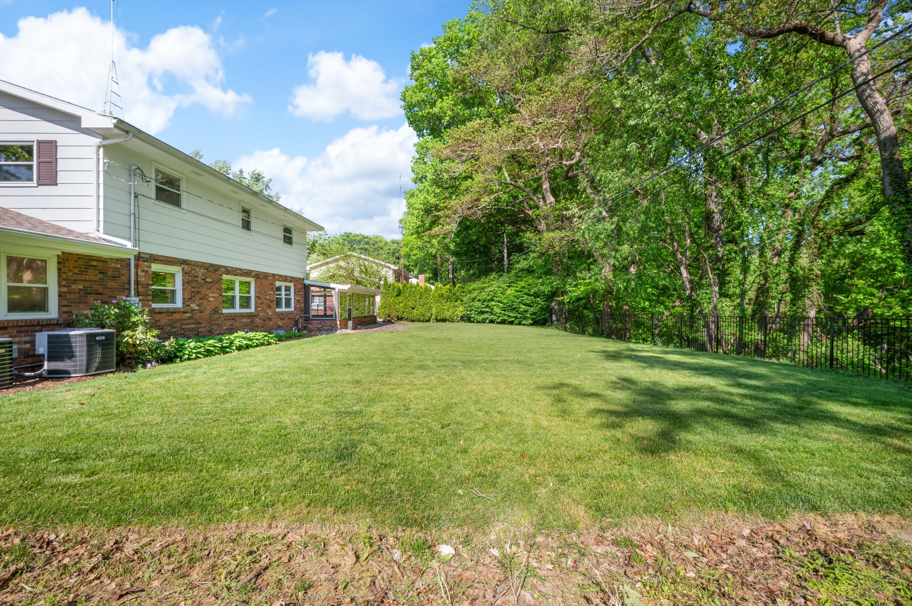 1781 Hacienda Drive Stevensville MI 49127
