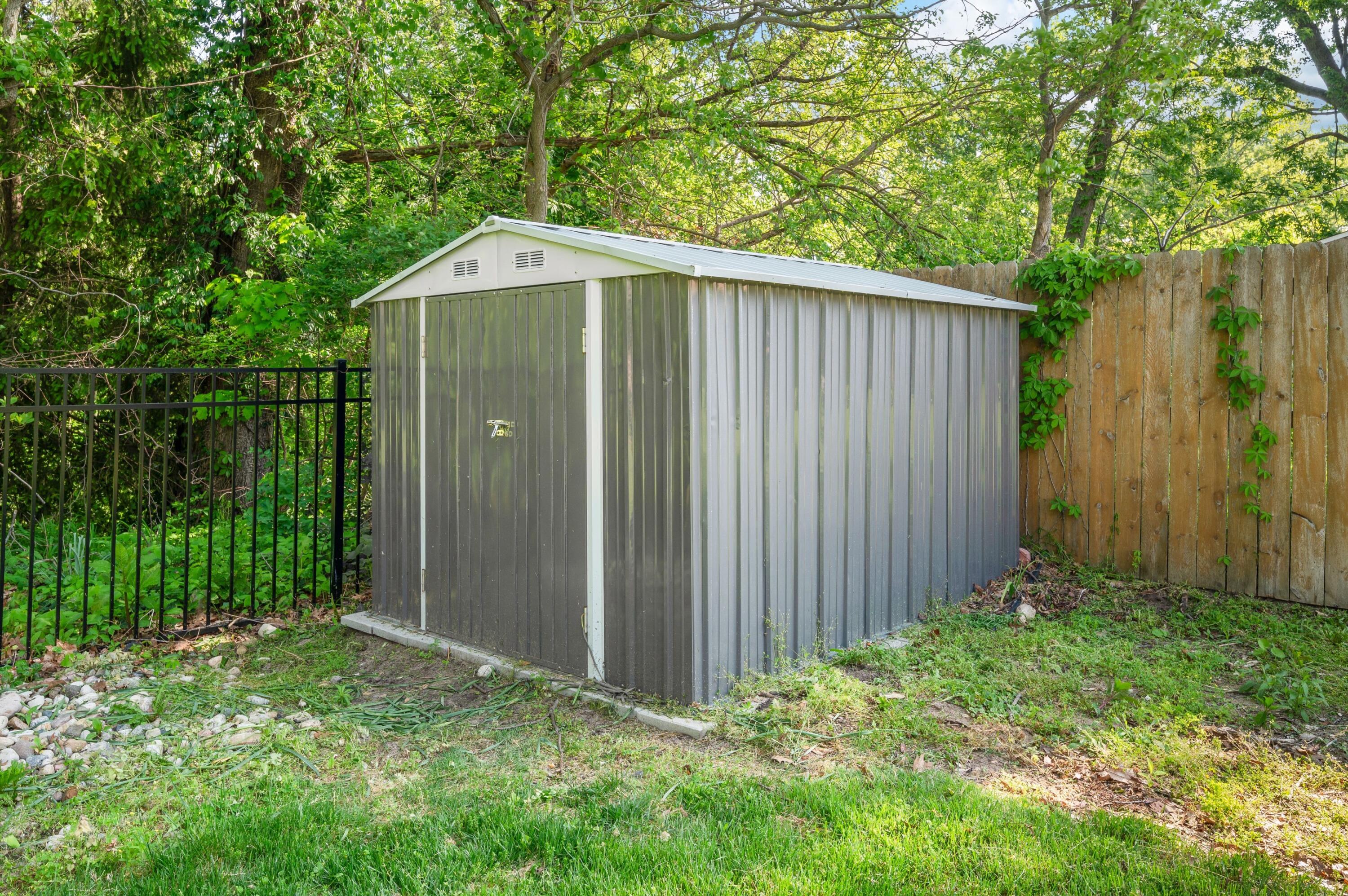 1781 Hacienda Drive Stevensville MI 49127