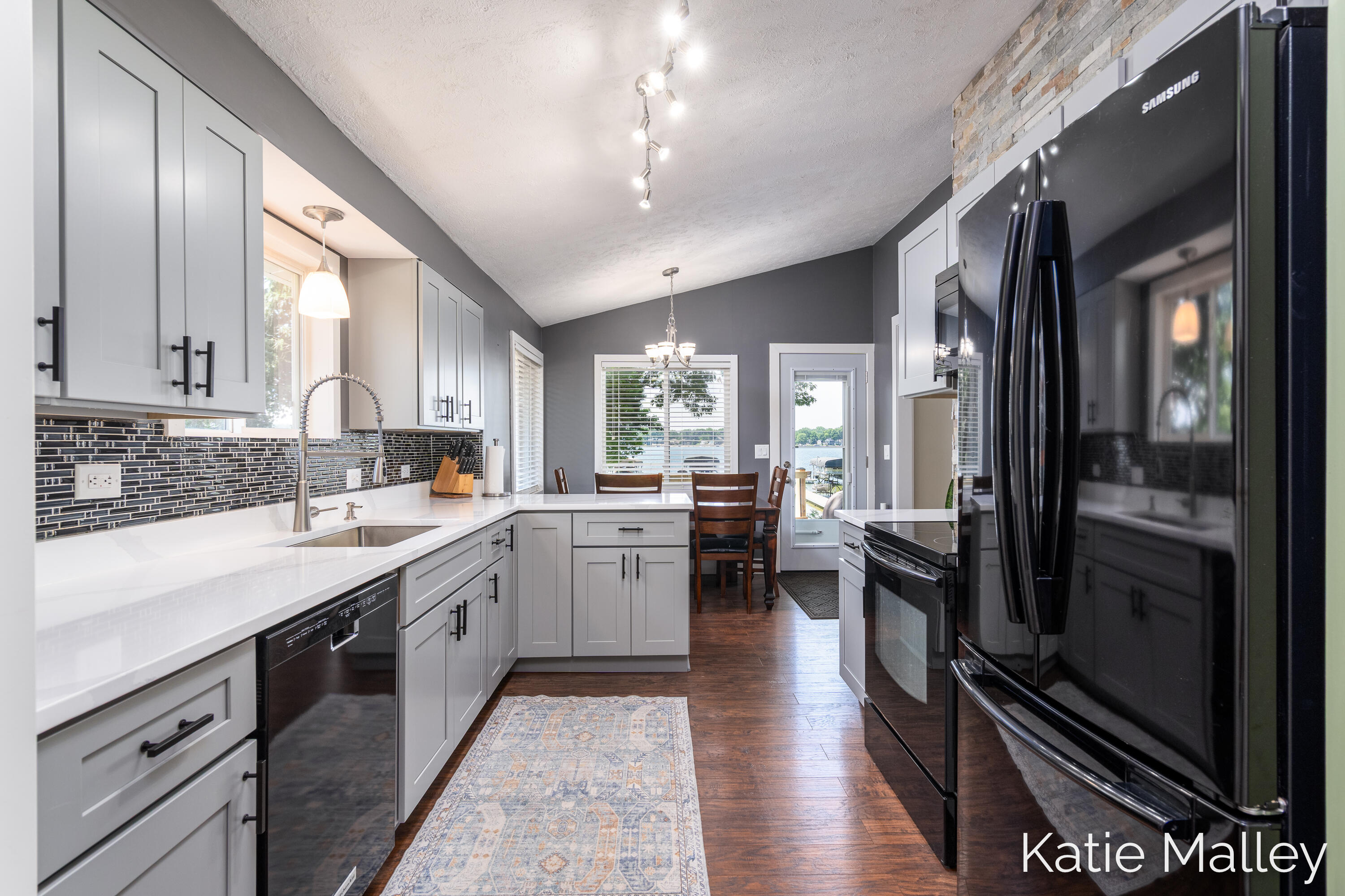 7353 Davies Drive NE Rockford MI 49341