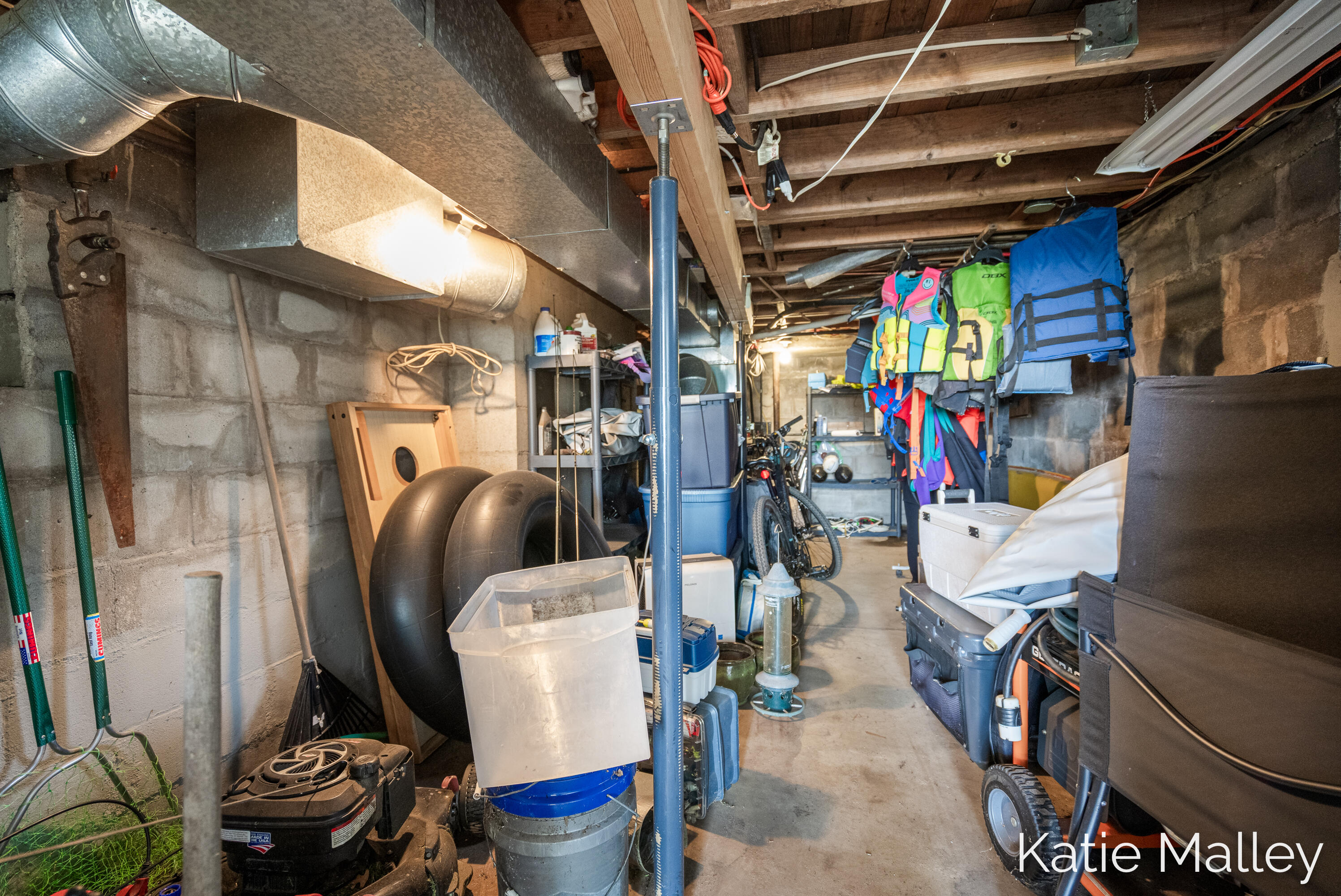 7353 Davies Drive NE Rockford MI 49341