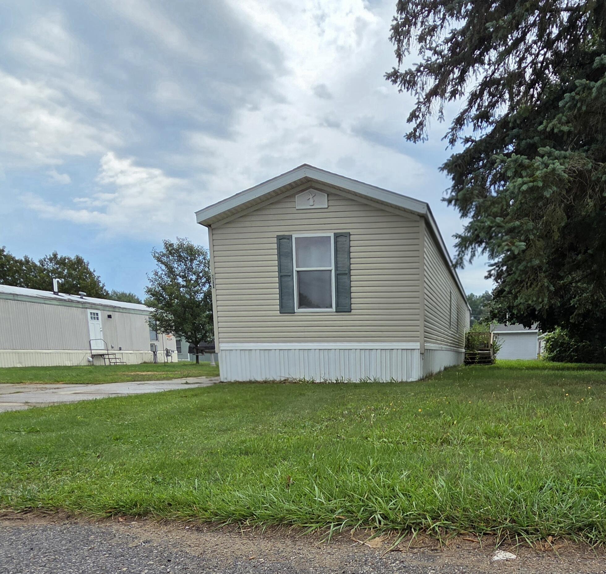 111 Maple Court Muskegon MI 49445