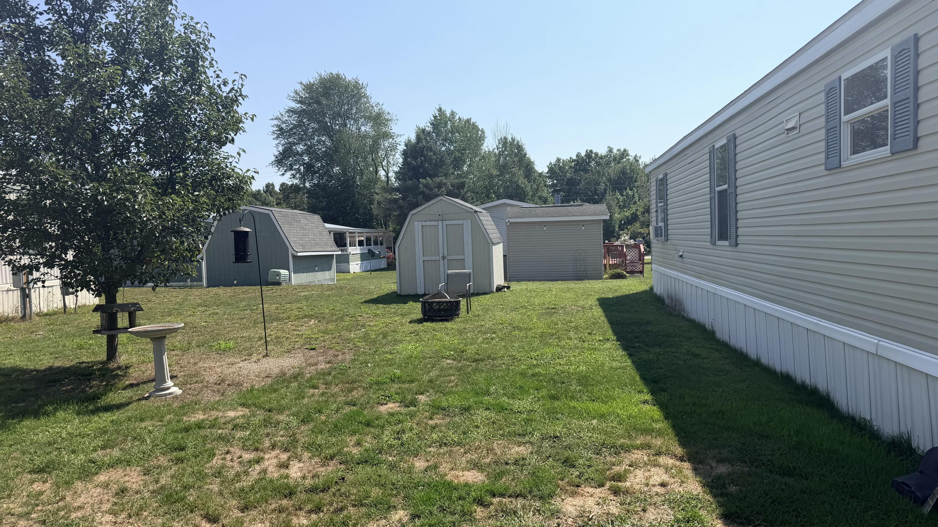 111 Maple Court Muskegon MI 49445