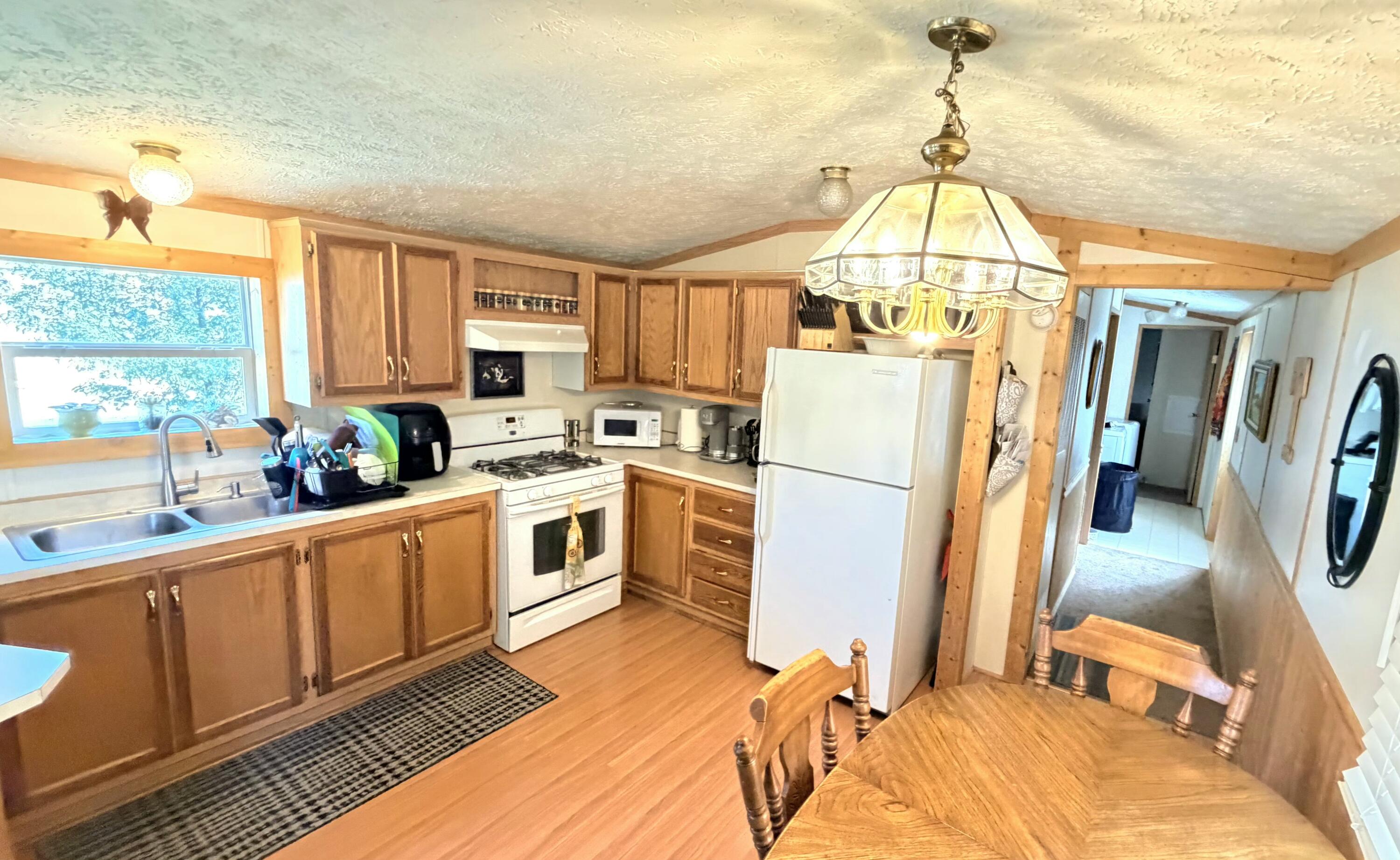 111 Maple Court Muskegon MI 49445