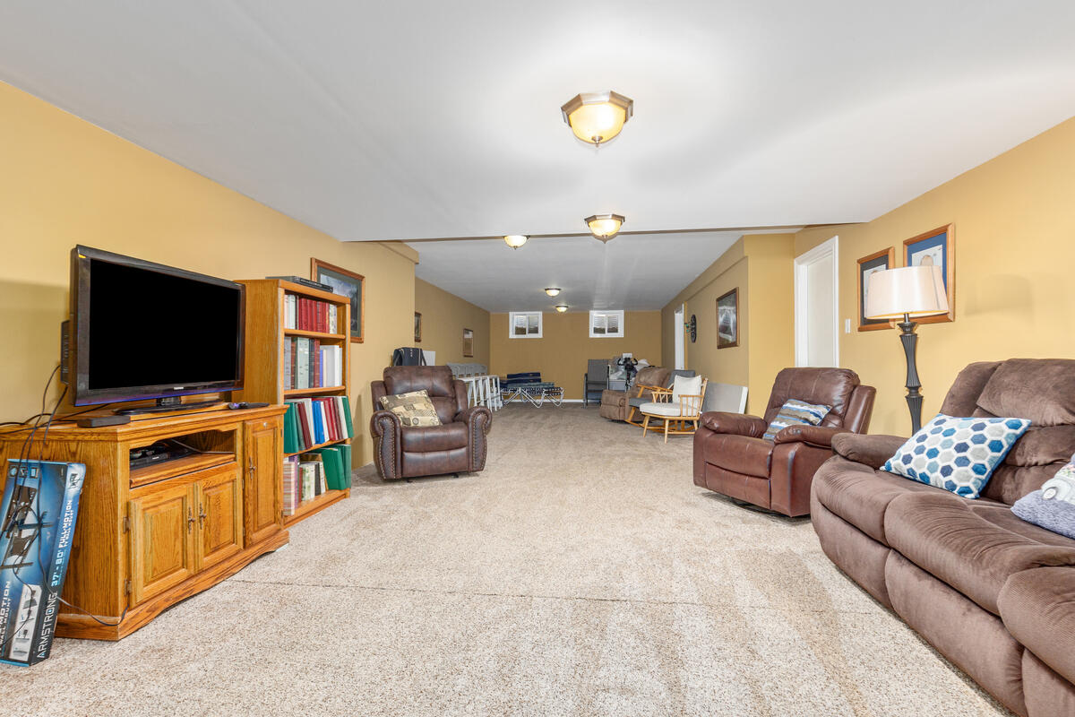 6654 Clyde Park Avenue SW Byron Center MI 49315