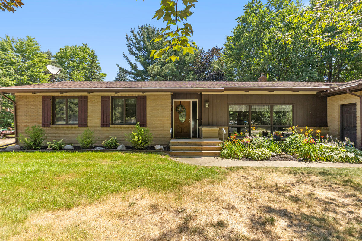 6654 Clyde Park Avenue SW Byron Center MI 49315