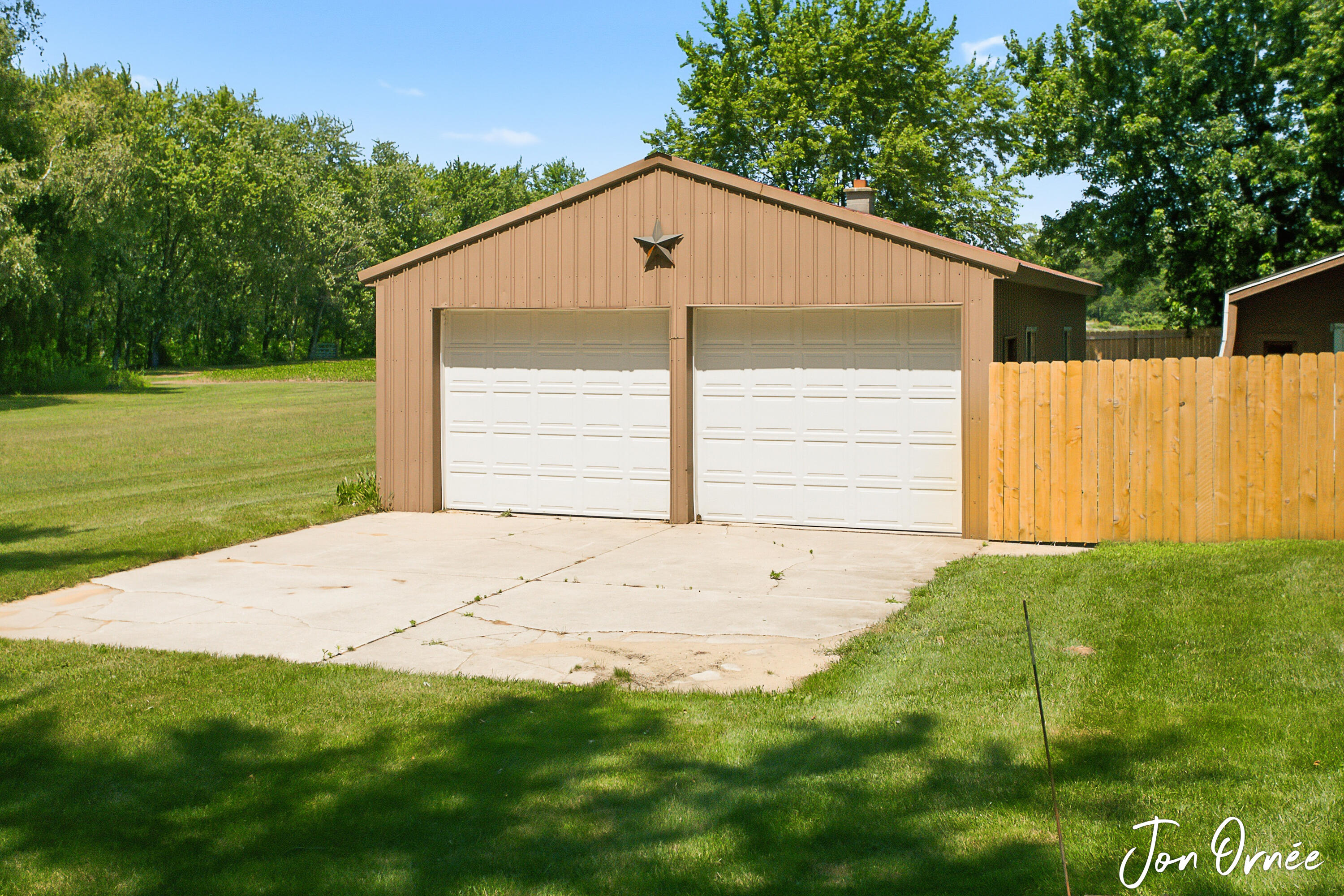 6055 141st Avenue Holland MI 49423