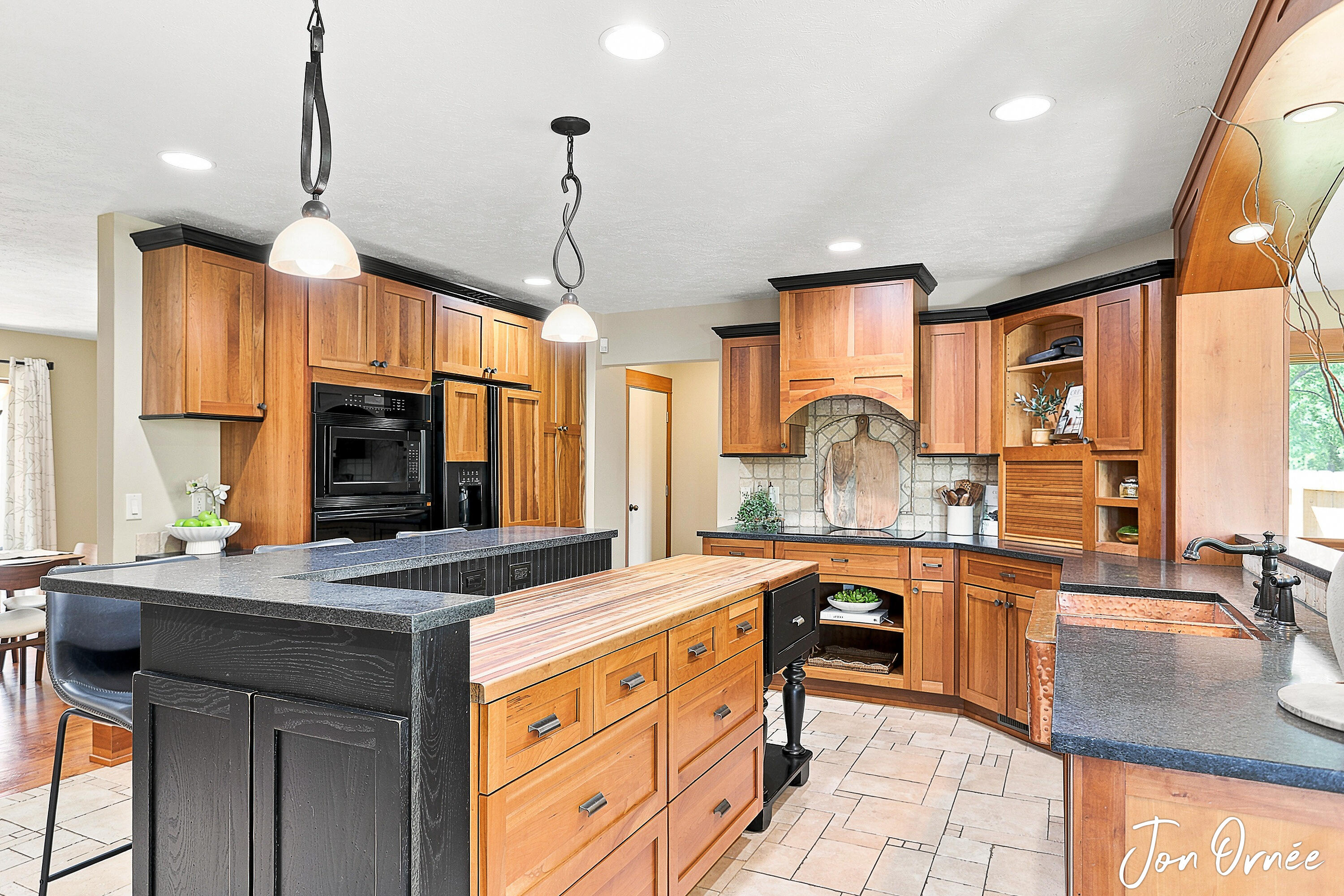 6055 141st Avenue Holland MI 49423