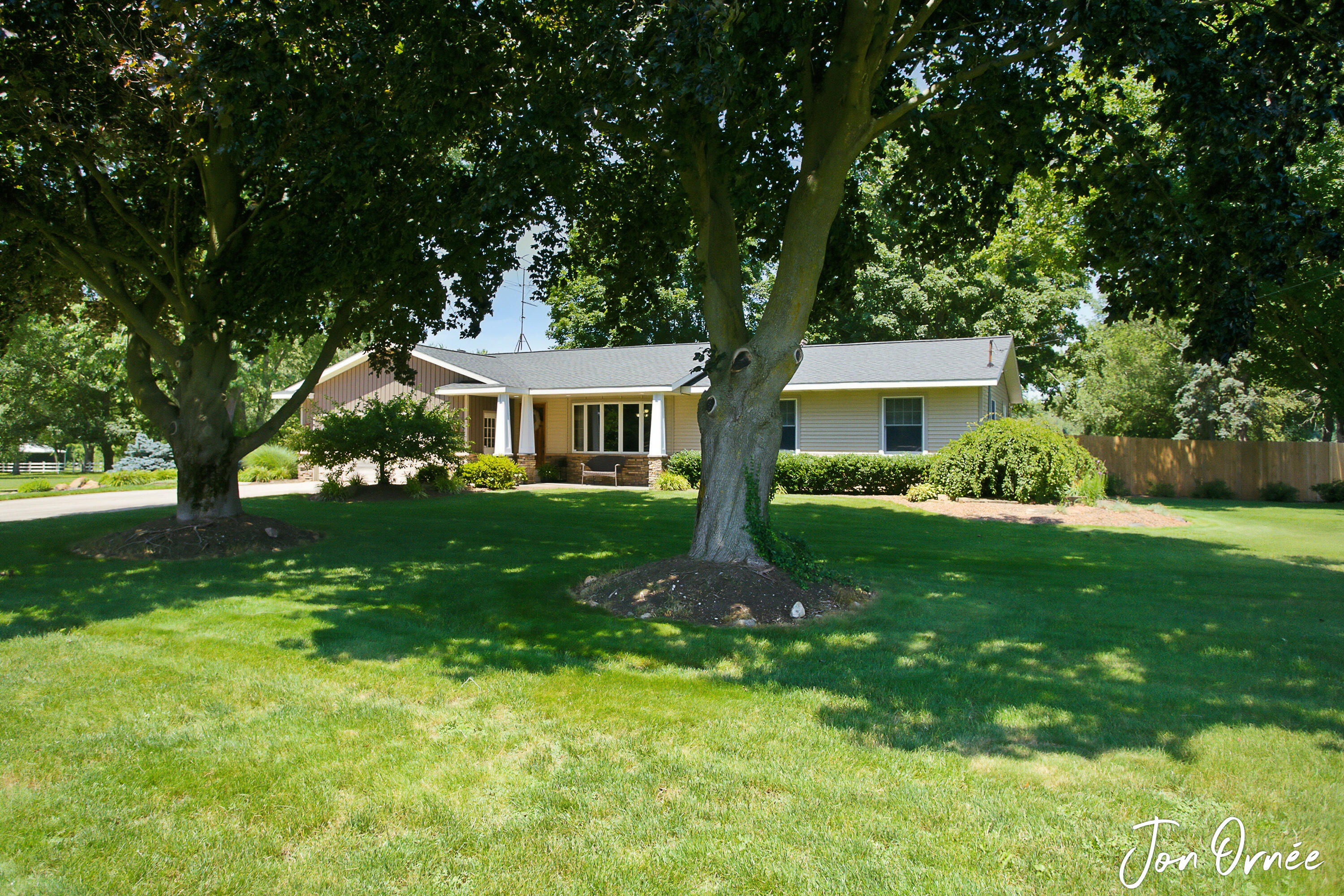 6055 141st Avenue Holland MI 49423