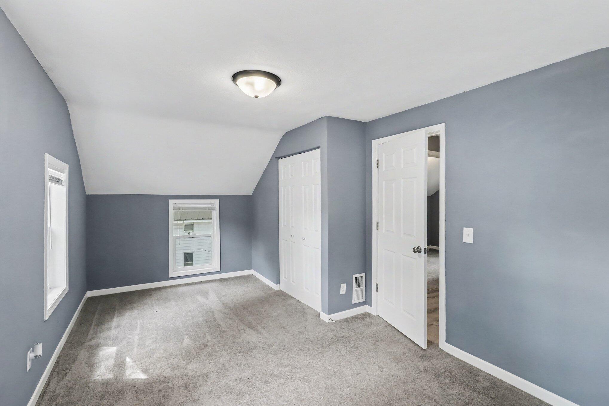 2125 Briar Place Kalamazoo MI 49048