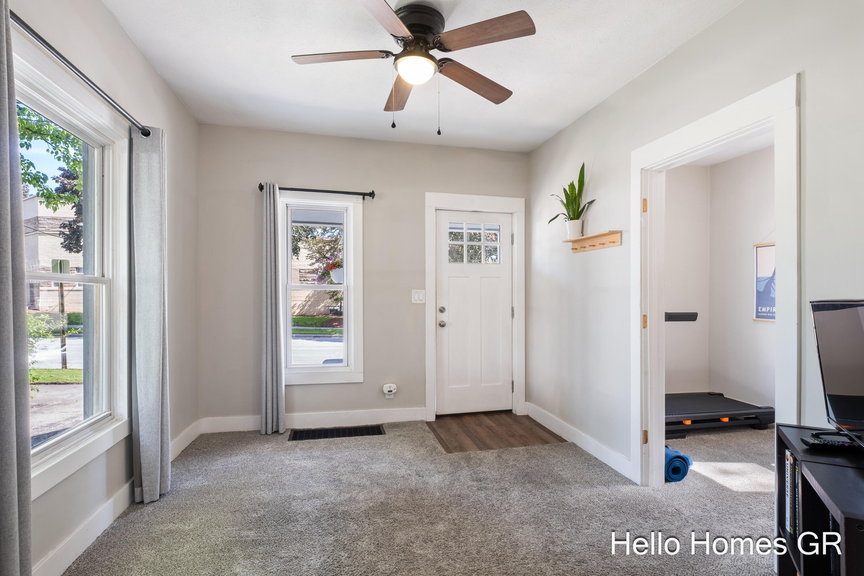 242 Matilda Street NE Grand Rapids MI 49503