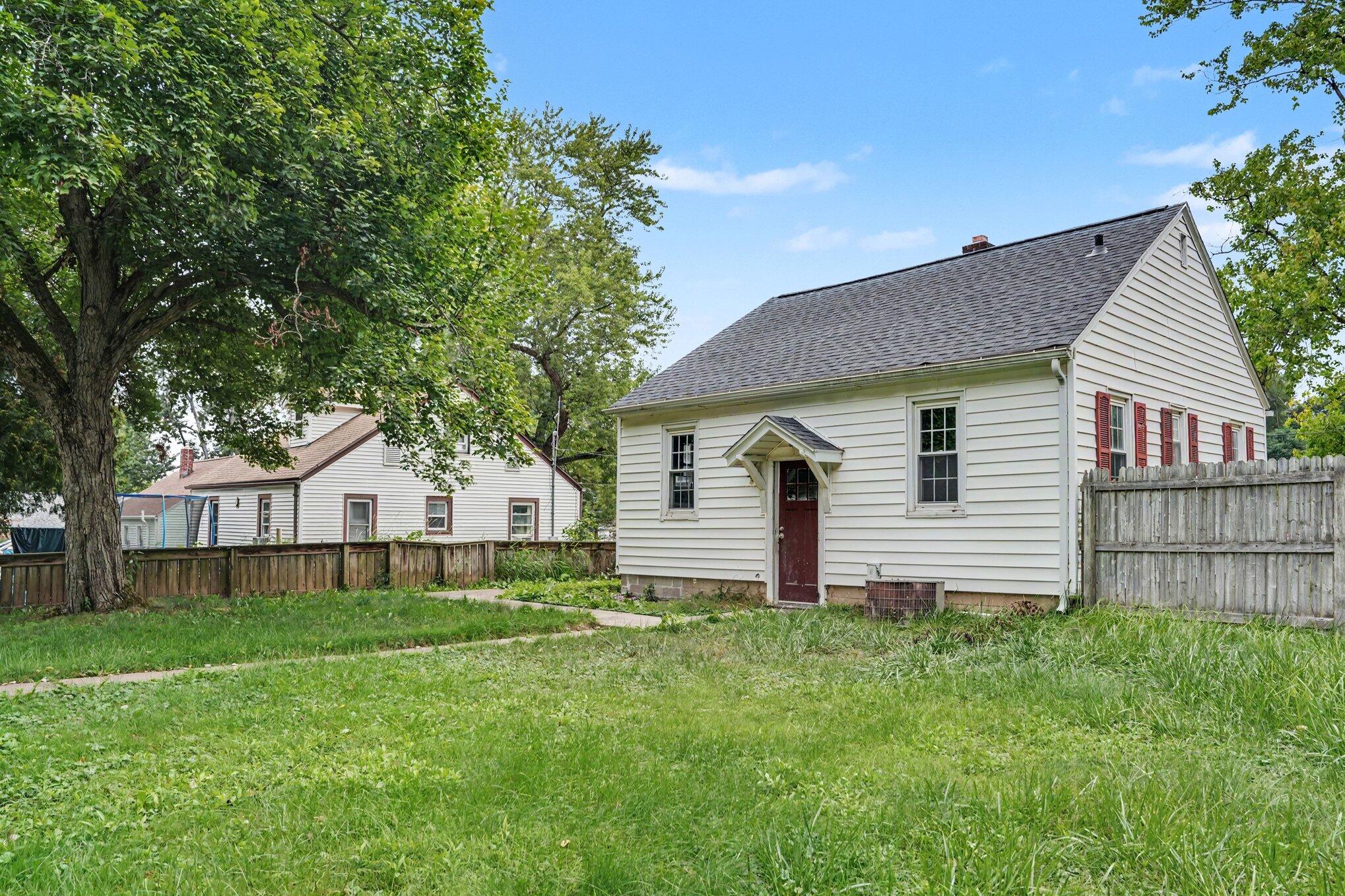 1528 Hamelink Drive Portage MI 49002