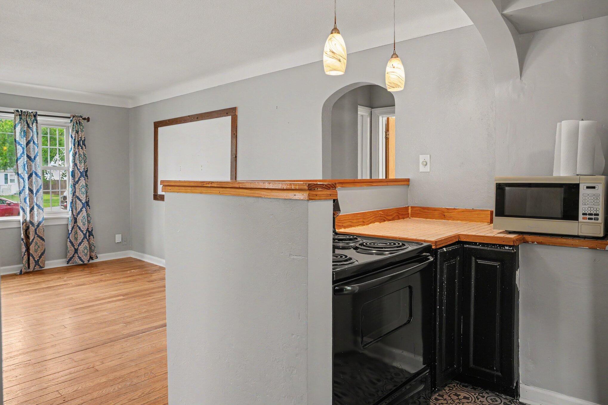 1528 Hamelink Drive Portage MI 49002