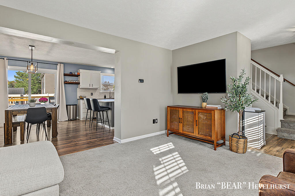 7829 Chelmsford Drive SW Byron Center MI 49315
