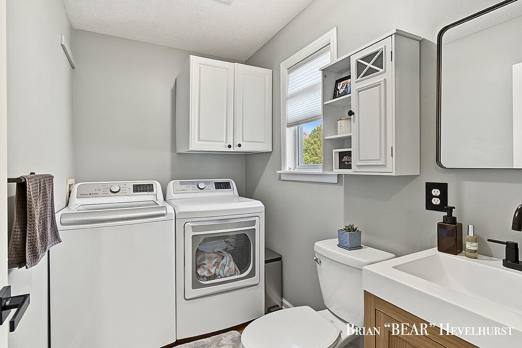 7829 Chelmsford Drive SW Byron Center MI 49315
