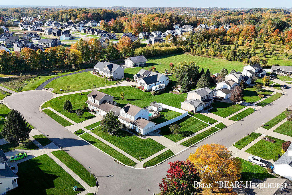7829 Chelmsford Drive SW Byron Center MI 49315