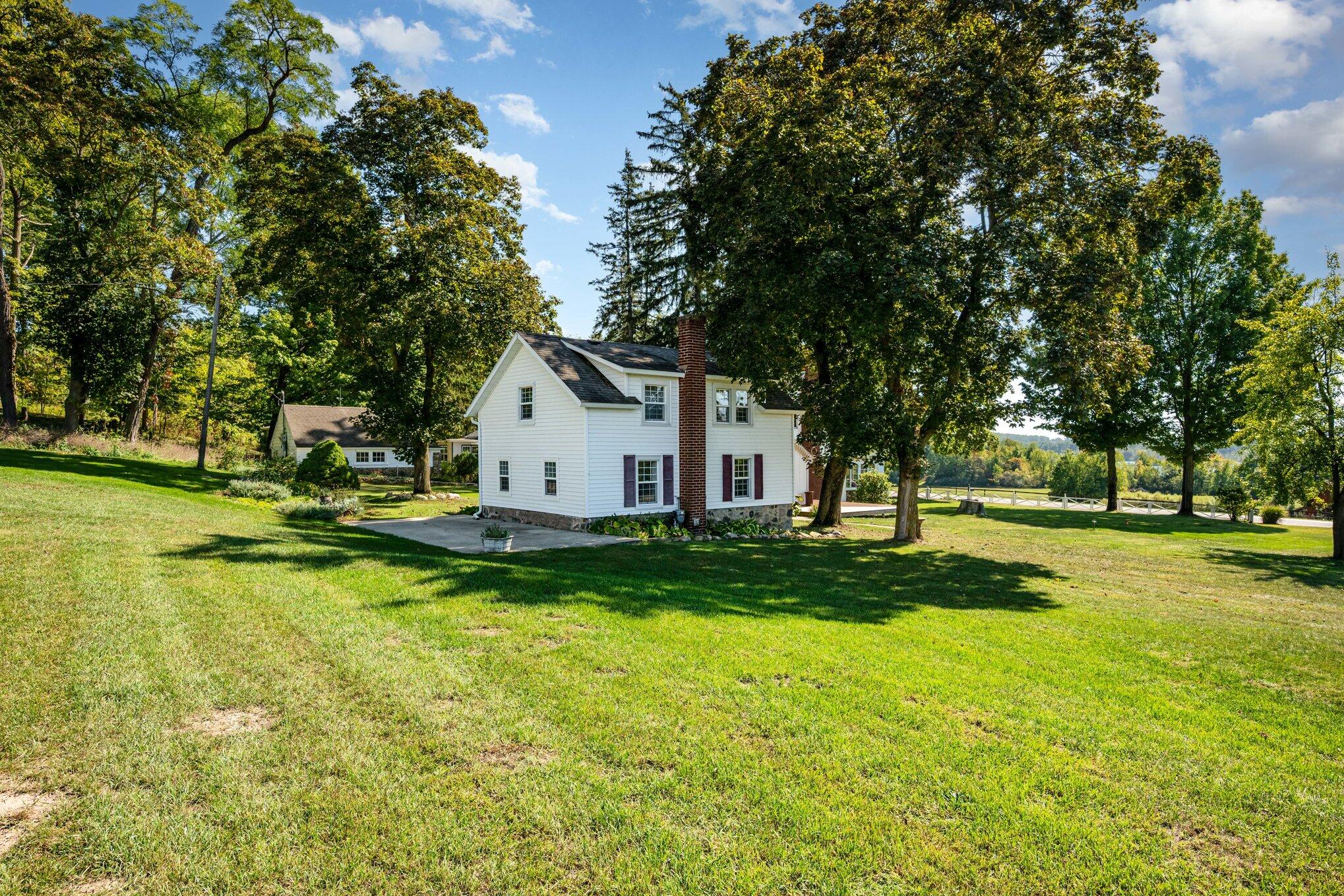 3189 125th Avenue Allegan MI 49010