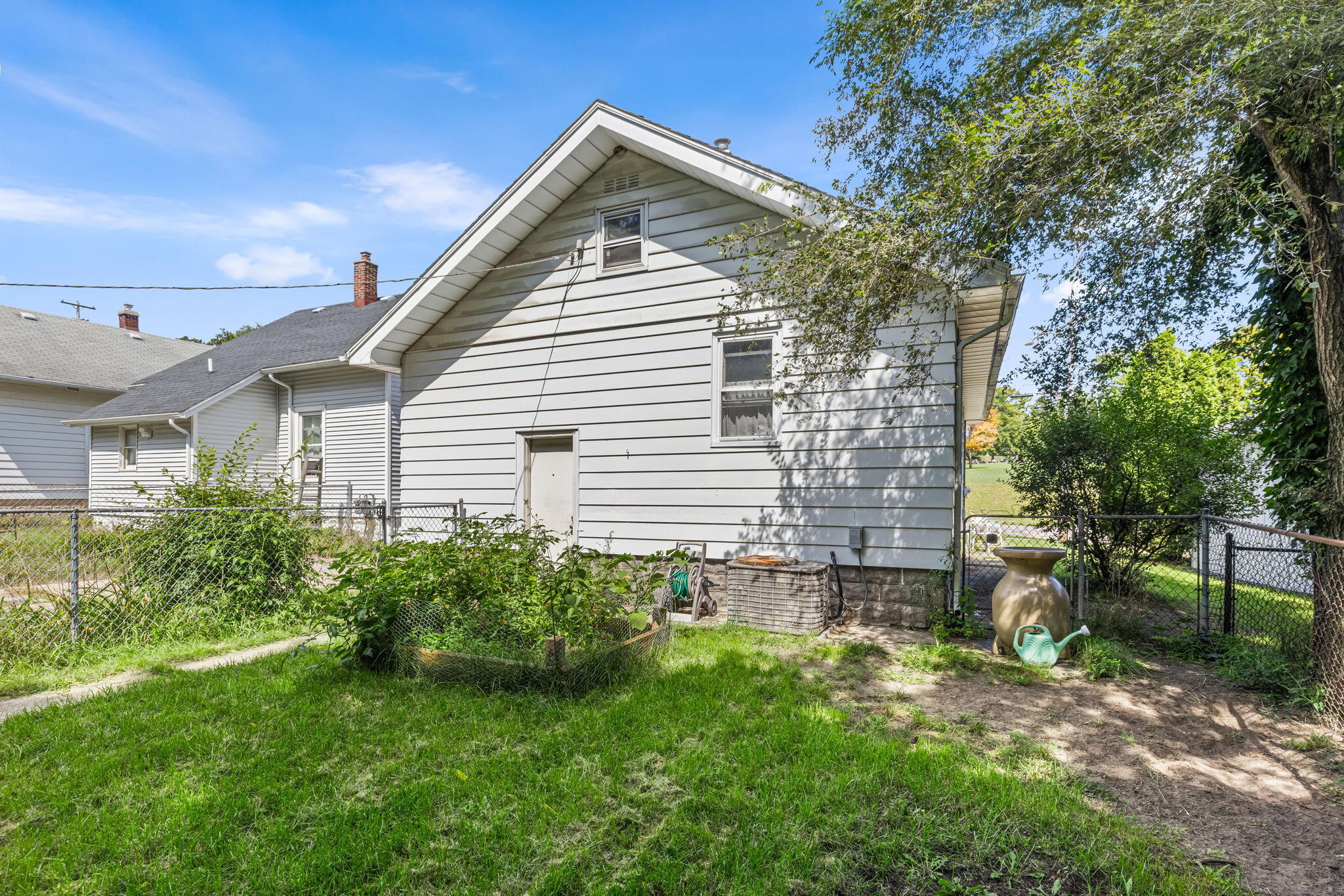 1450 Walker Avenue NW Grand Rapids MI 49504
