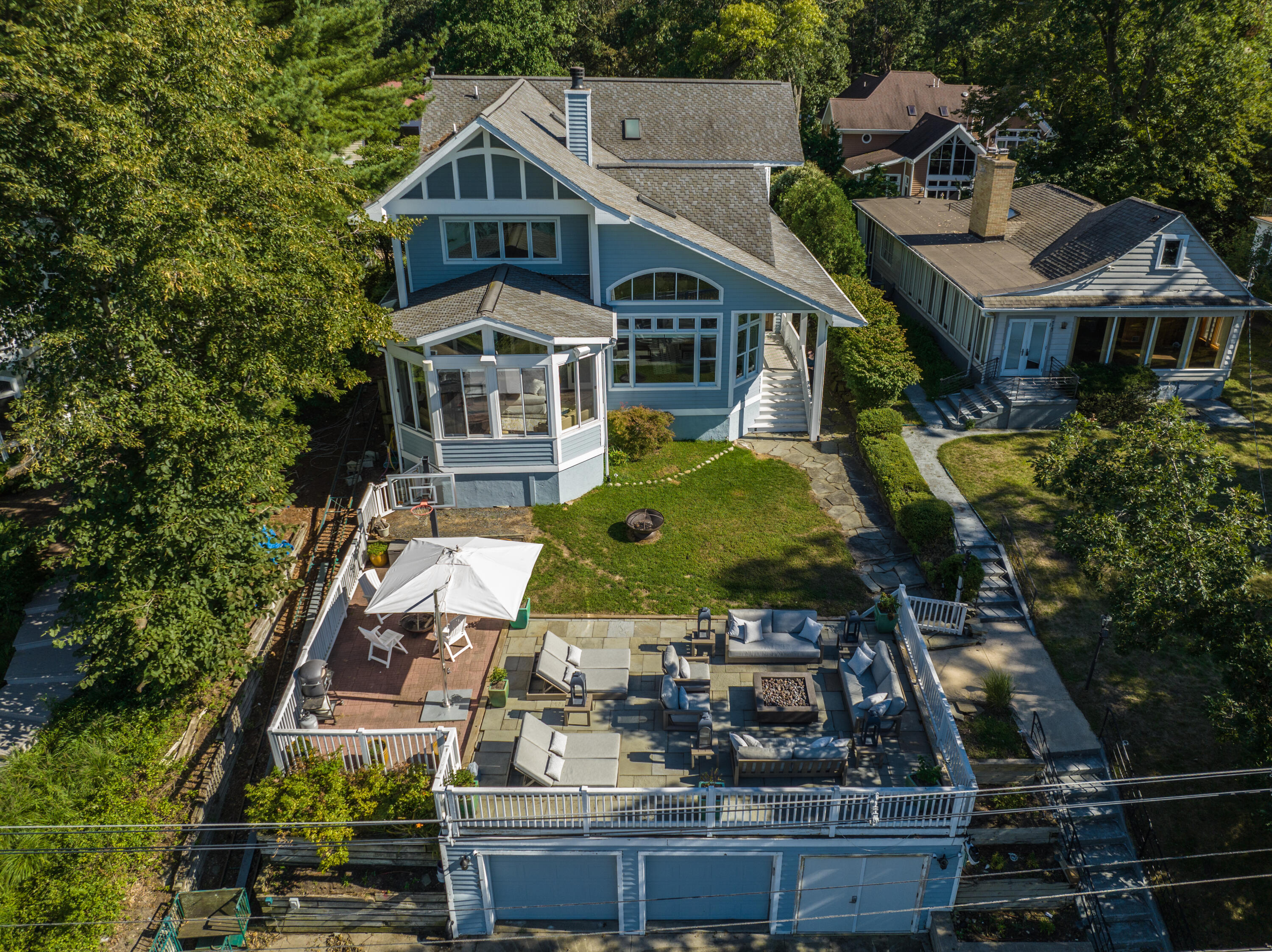 3987 Lake Shore Drive New Buffalo MI 49117