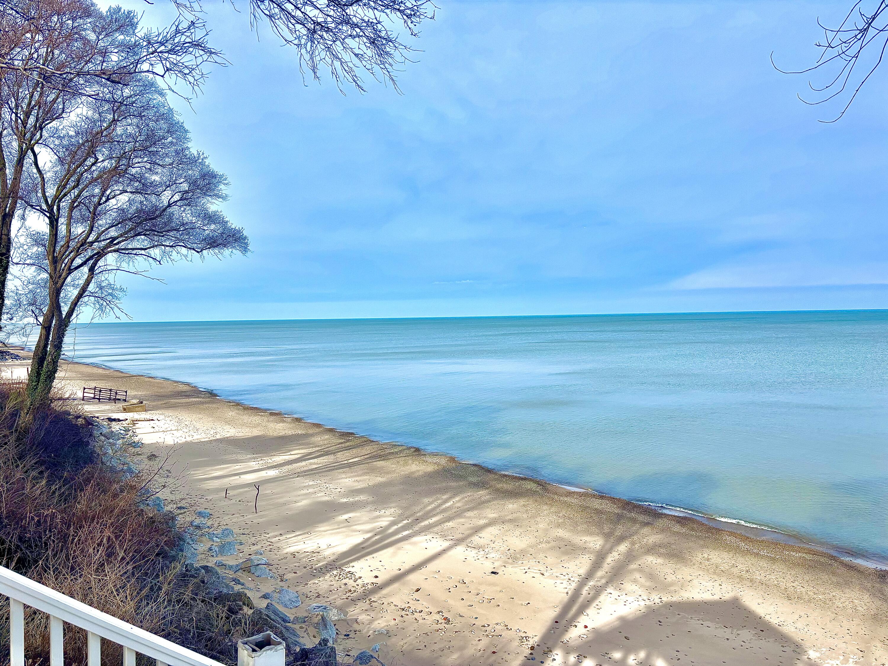 3987 Lake Shore Drive New Buffalo MI 49117