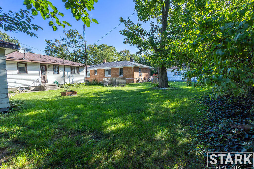 1089 Langeland Avenue Muskegon MI 49442