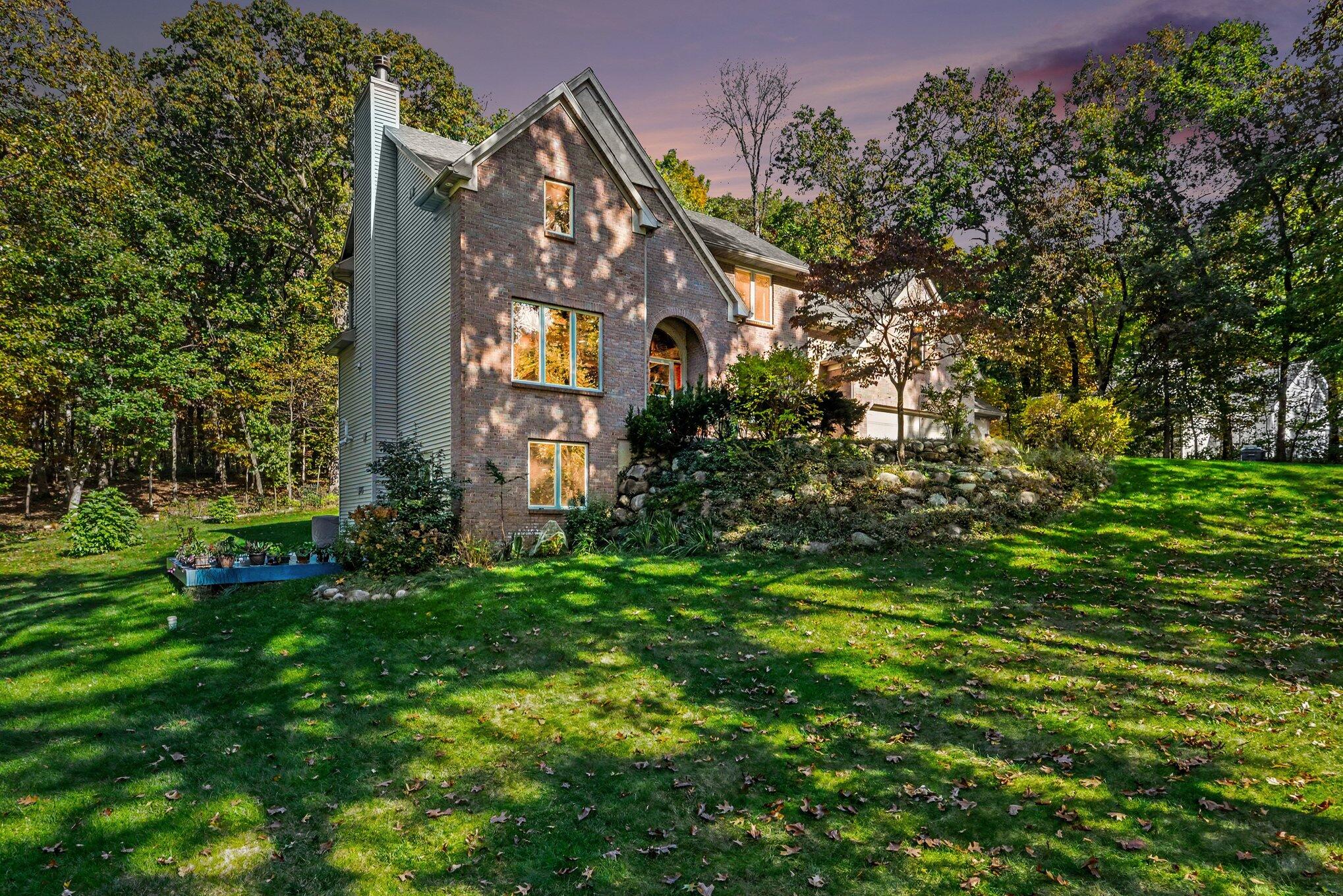 8440 Sierra Madre Trail Kalamazoo MI 49009
