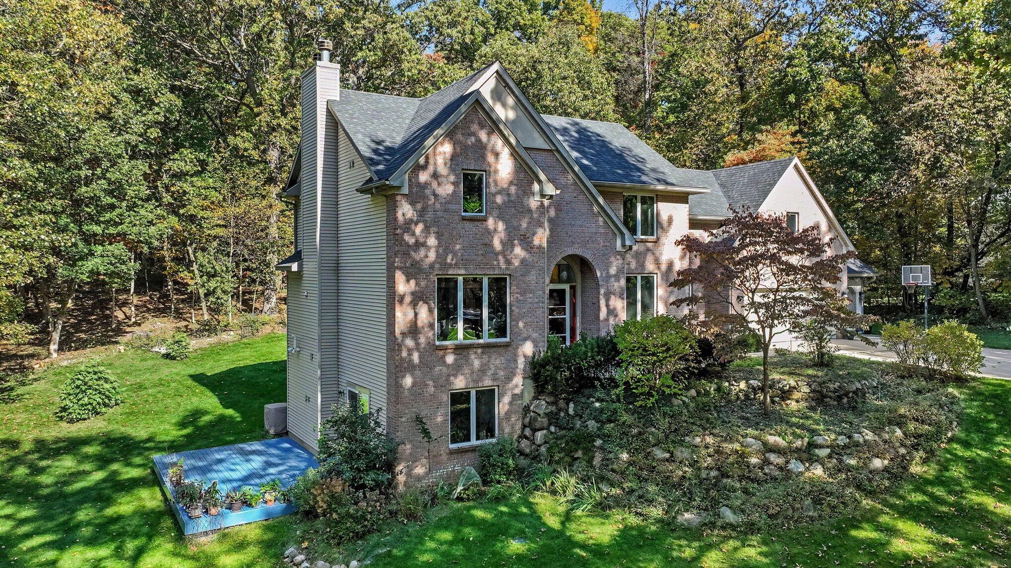 8440 Sierra Madre Trail Kalamazoo MI 49009