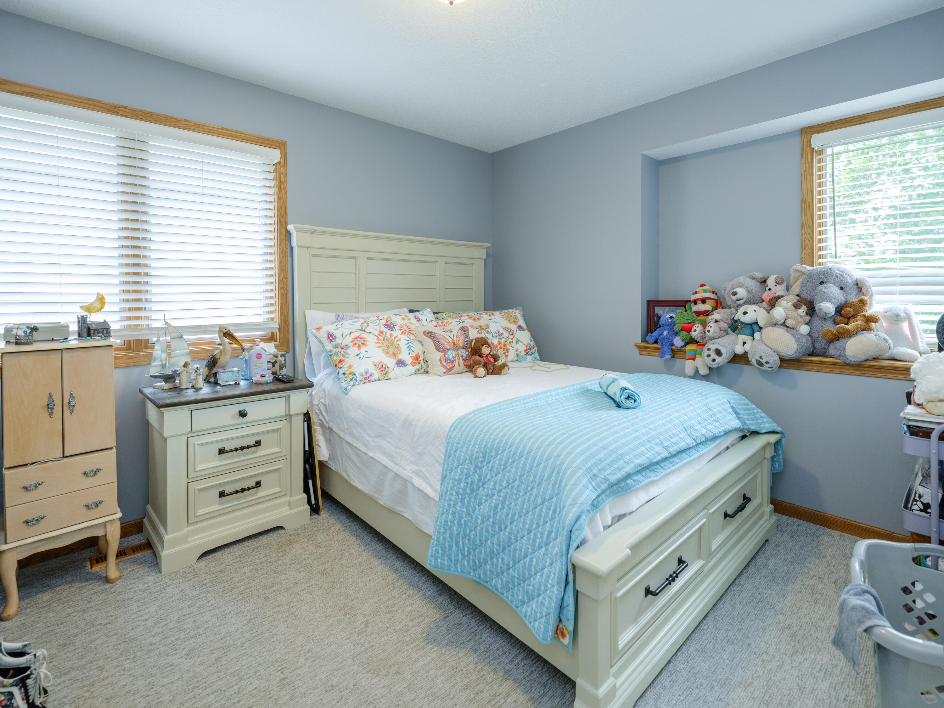 1821 Lakeview Drive Portage MI 49002