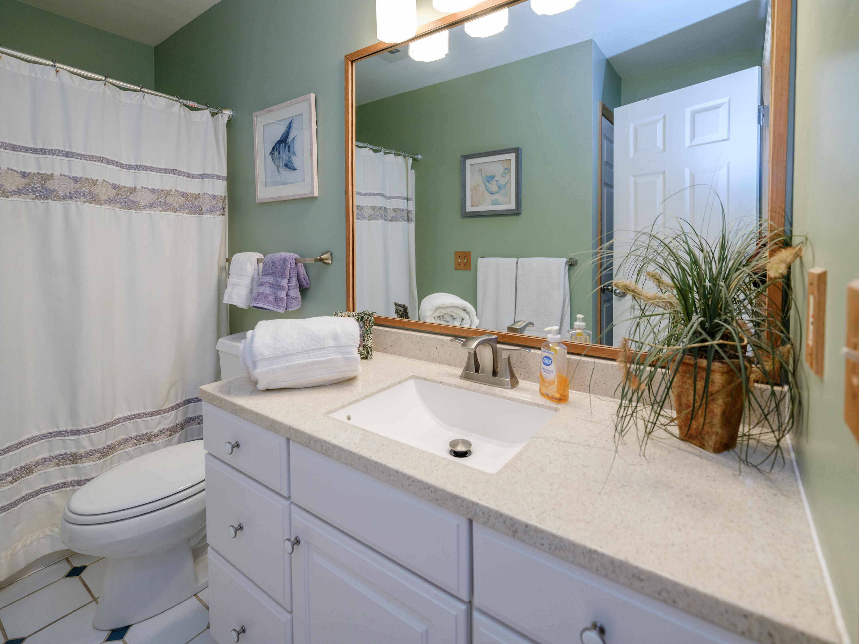 1821 Lakeview Drive Portage MI 49002