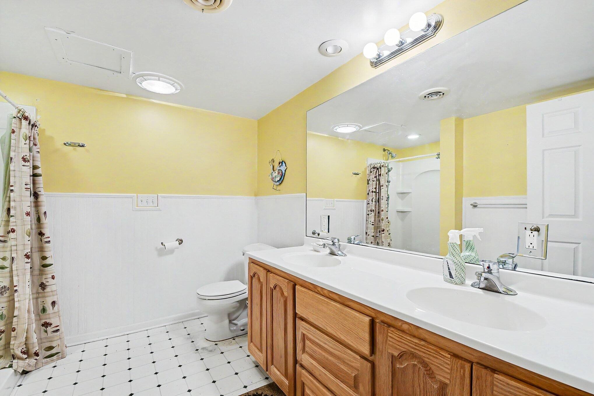 2574 Buttrick Avenue SE Ada MI 49301