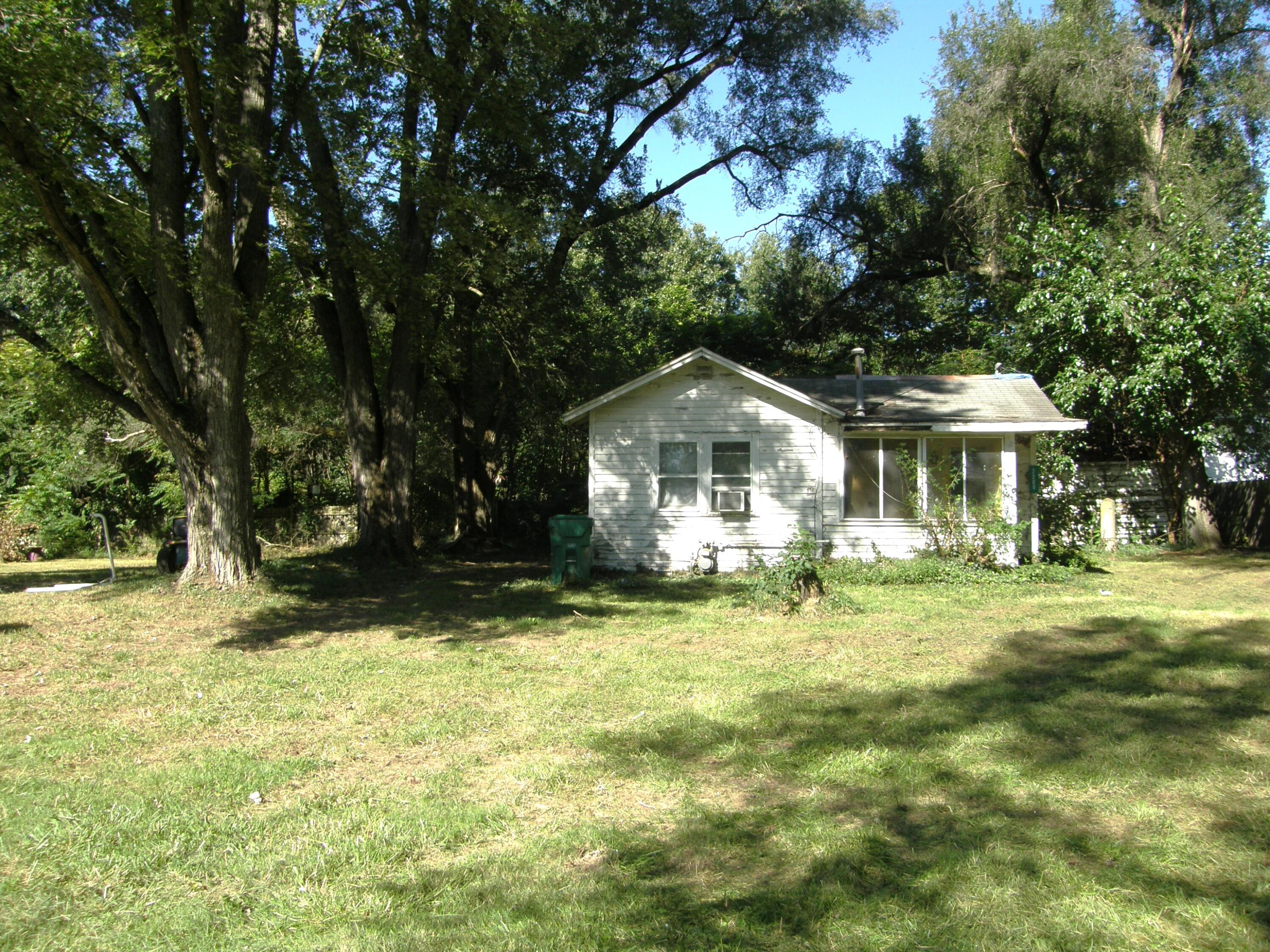 2288 N 5th Street Niles MI 49120