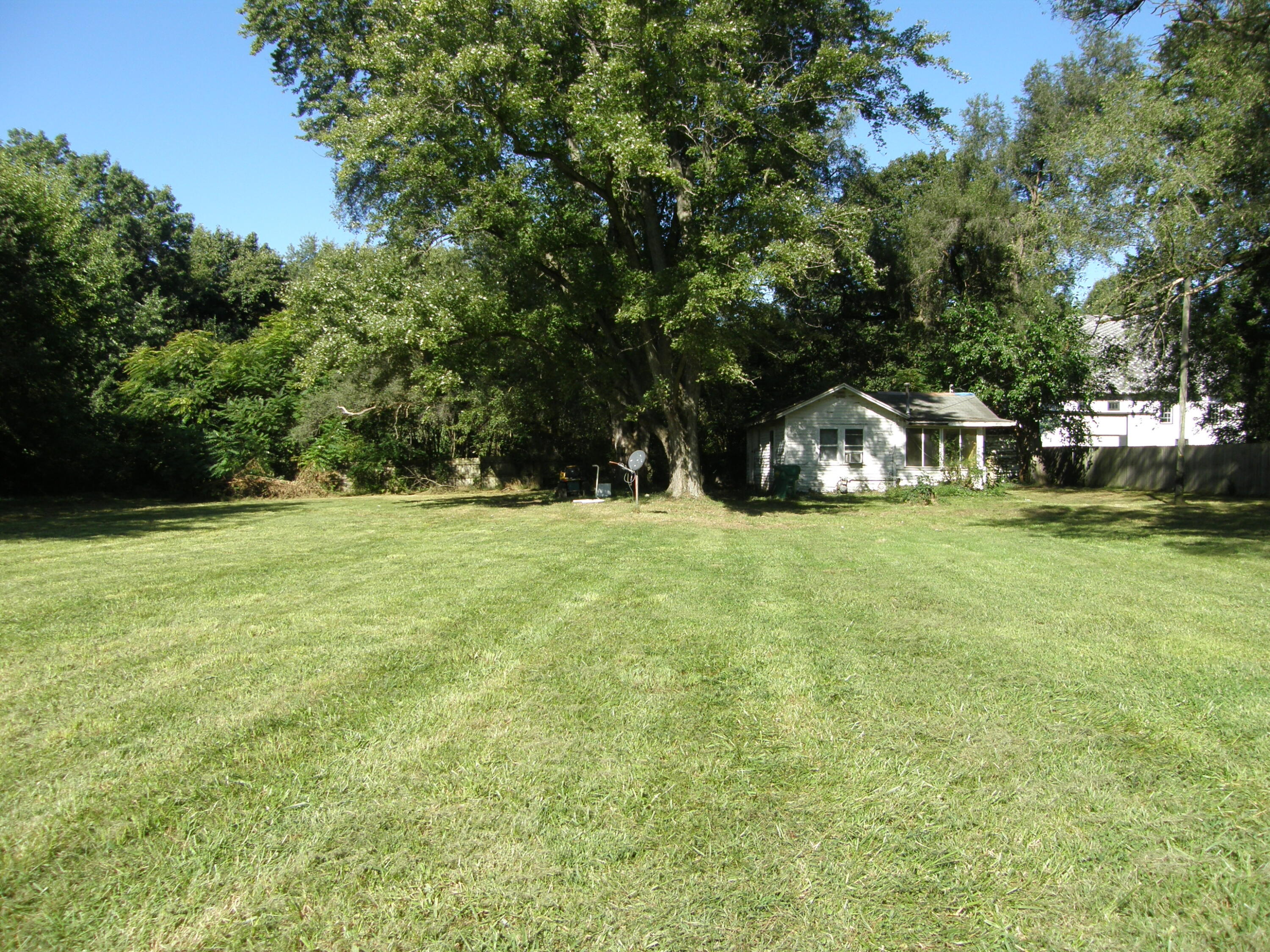 2288 N 5th Street Niles MI 49120