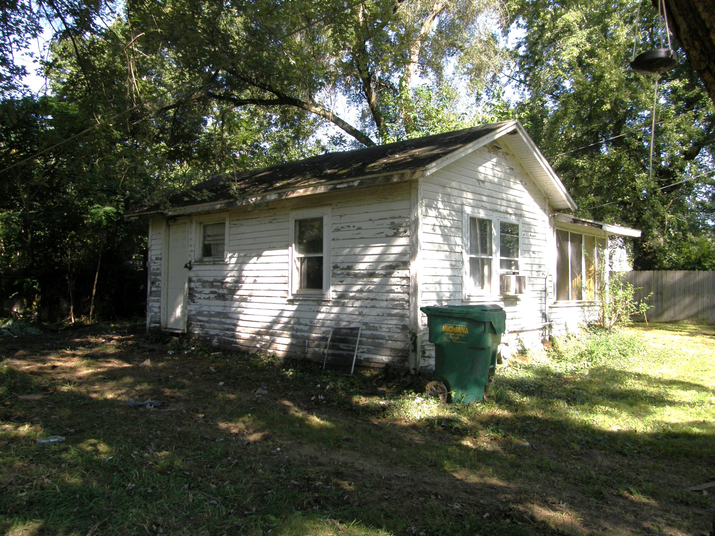 2288 N 5th Street Niles MI 49120