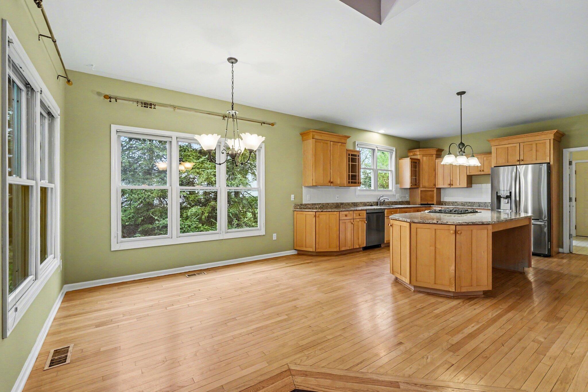 5115 Queen Victoria Lane Kalamazoo MI 49009