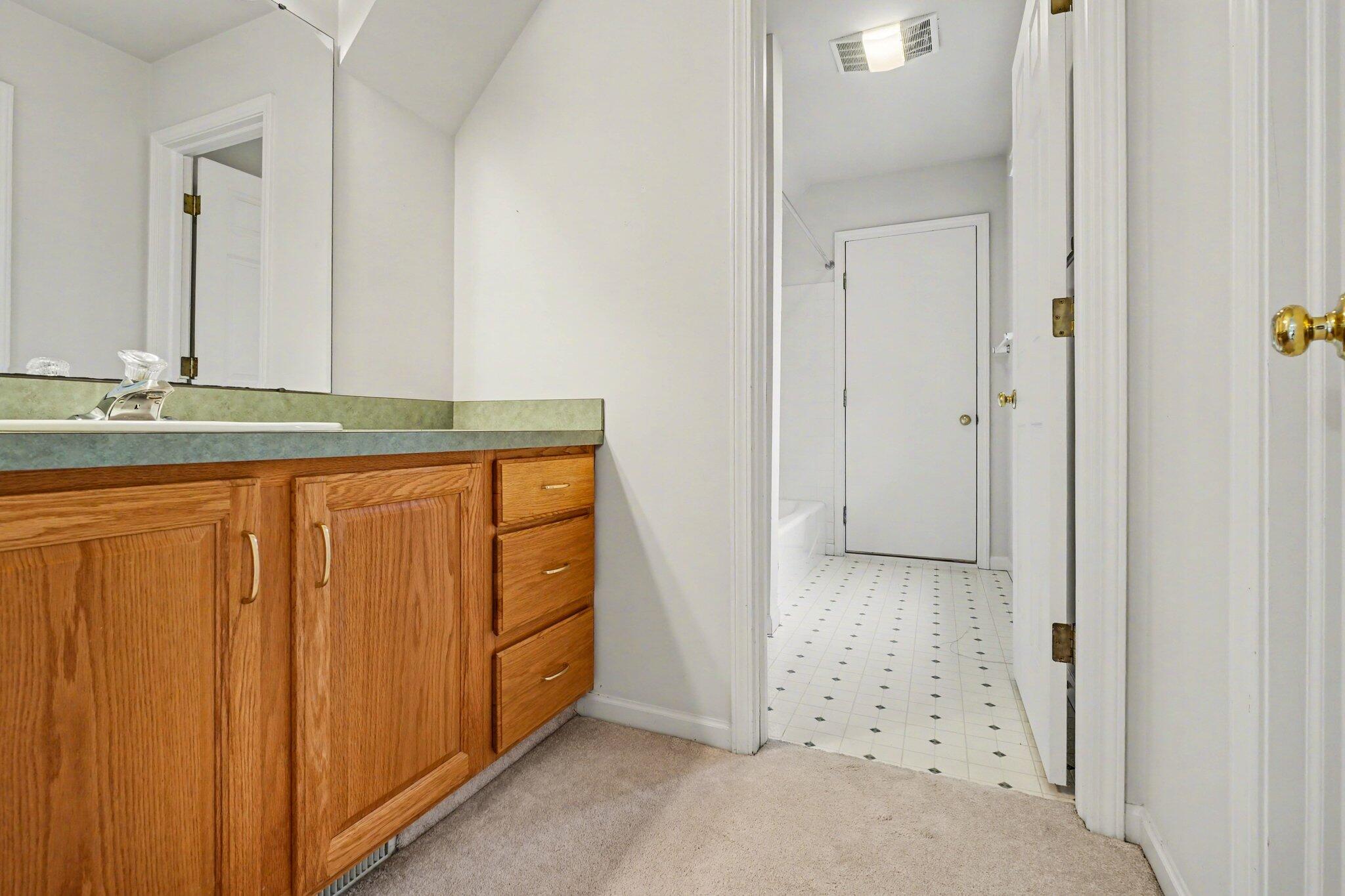 5115 Queen Victoria Lane Kalamazoo MI 49009