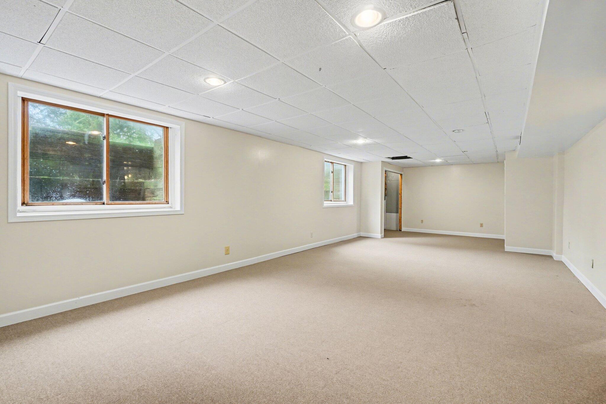 5115 Queen Victoria Lane Kalamazoo MI 49009