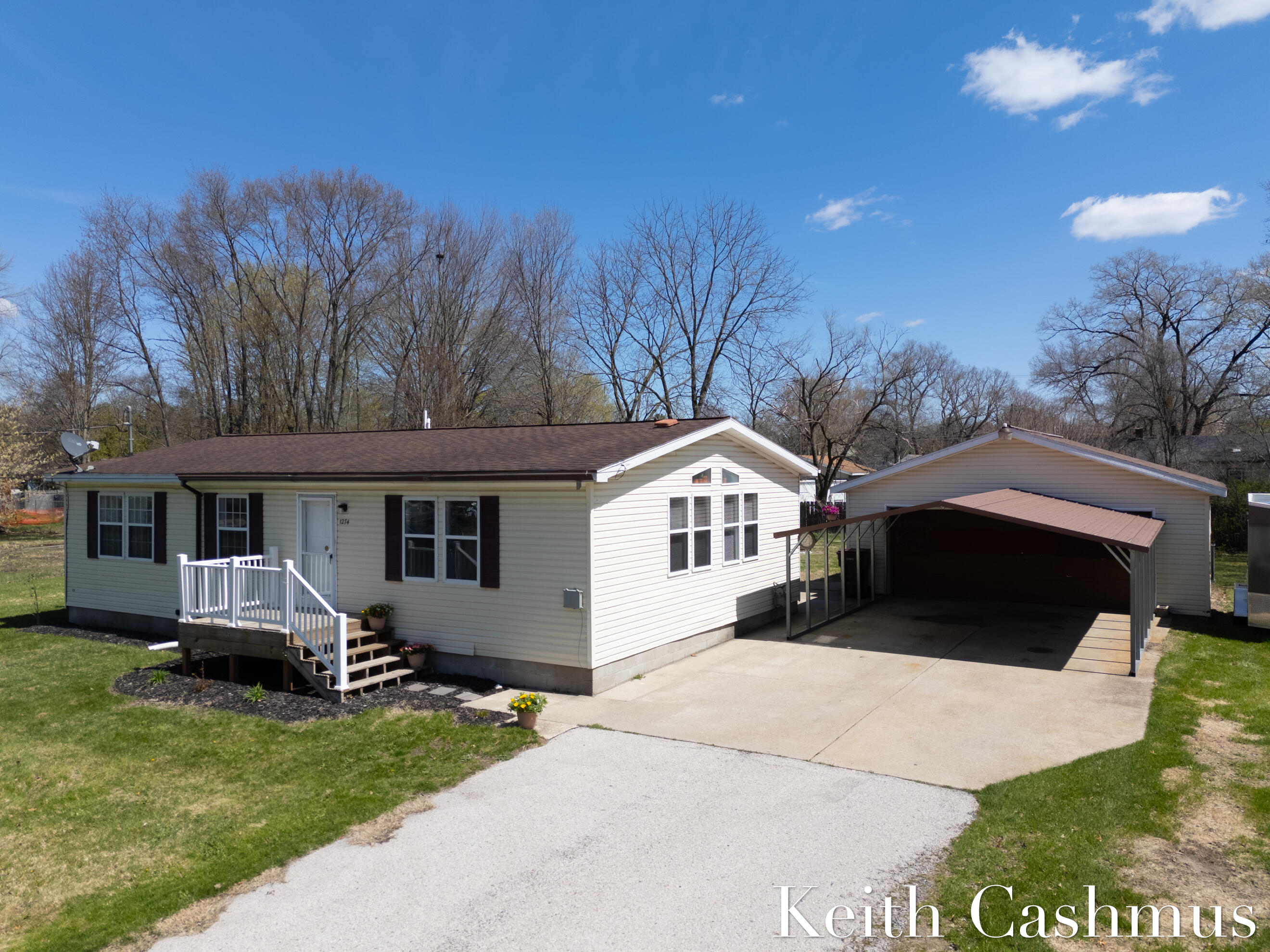 1274 Oaklea Street Muskegon MI 49442