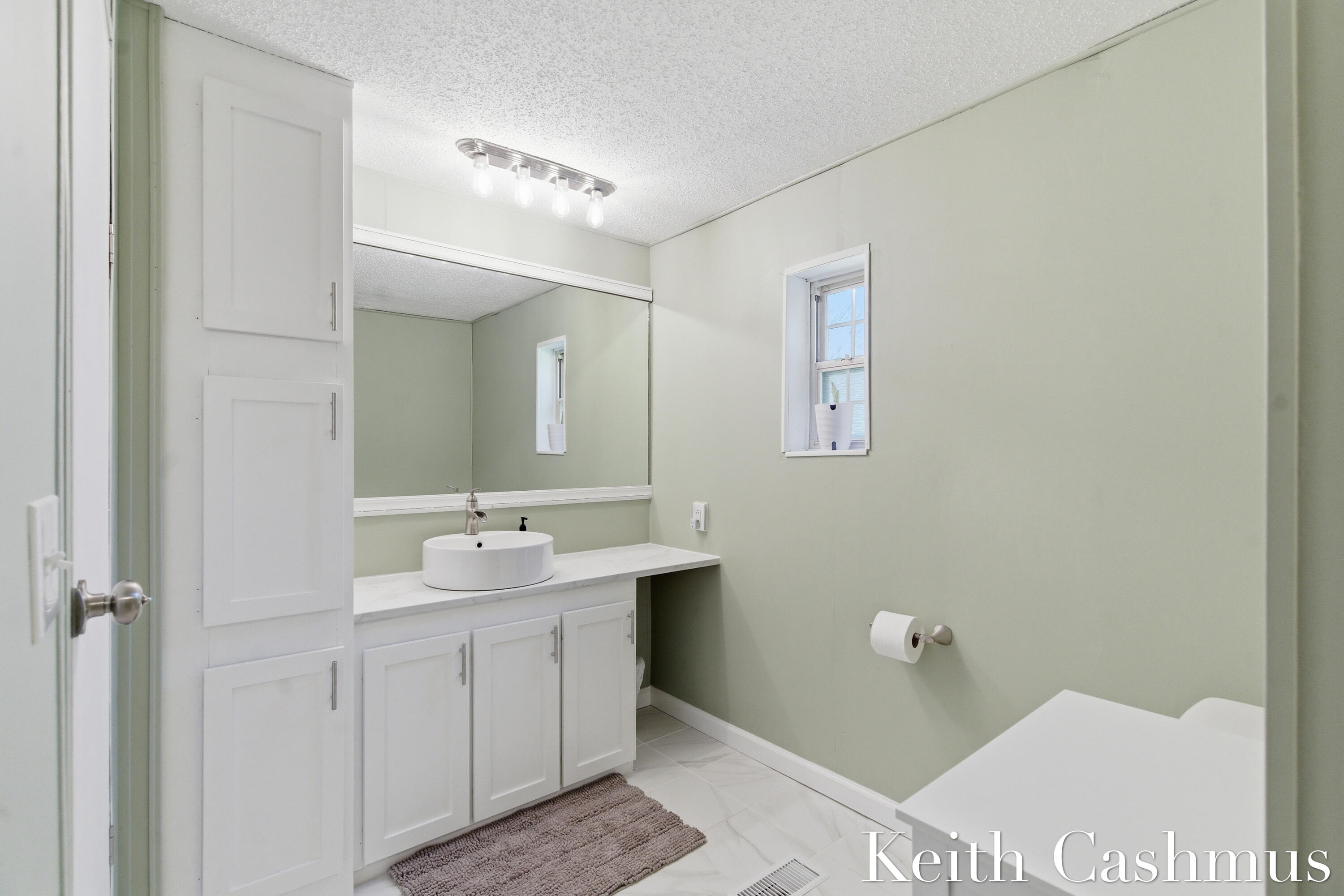 1274 Oaklea Street Muskegon MI 49442