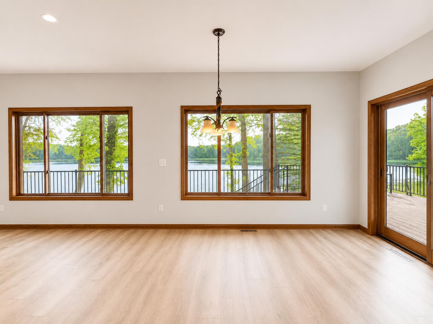27661 Pine Lake Street Edwardsburg MI 49112