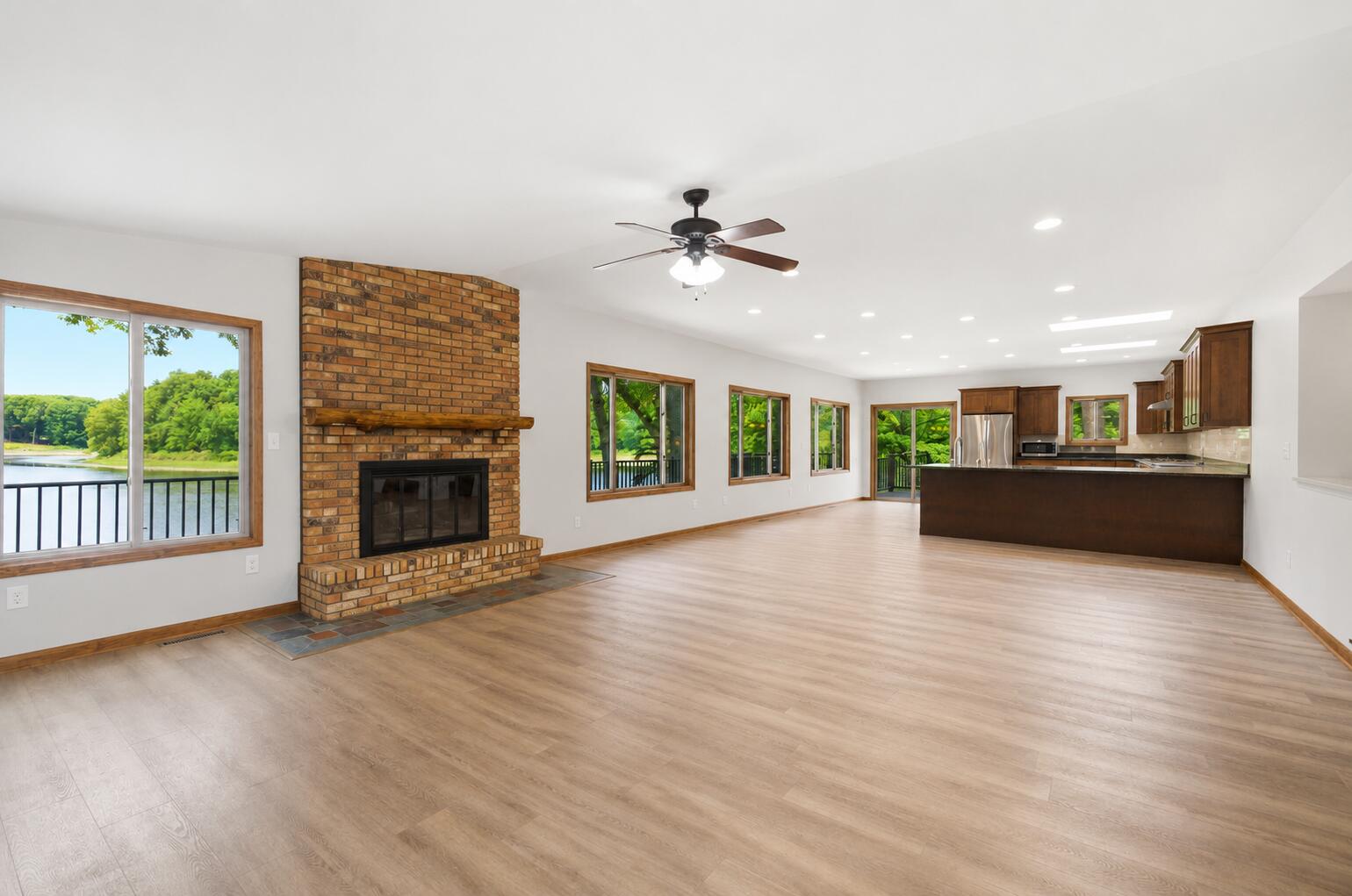 27661 Pine Lake Street Edwardsburg MI 49112