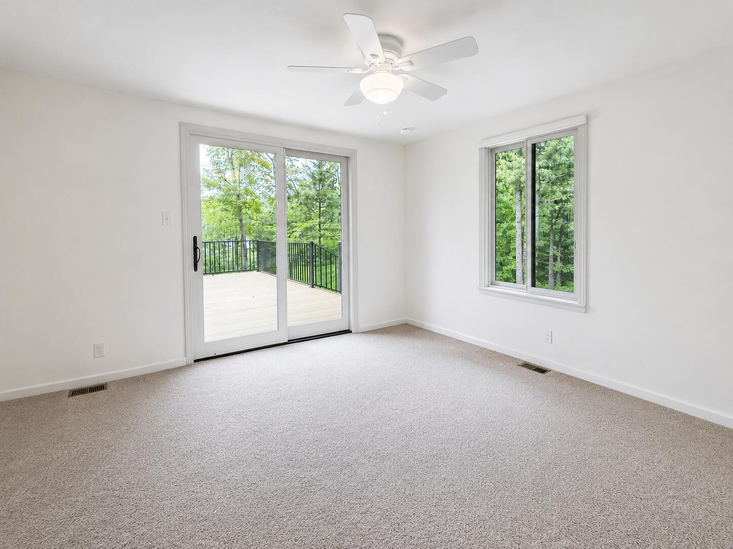 27661 Pine Lake Street Edwardsburg MI 49112