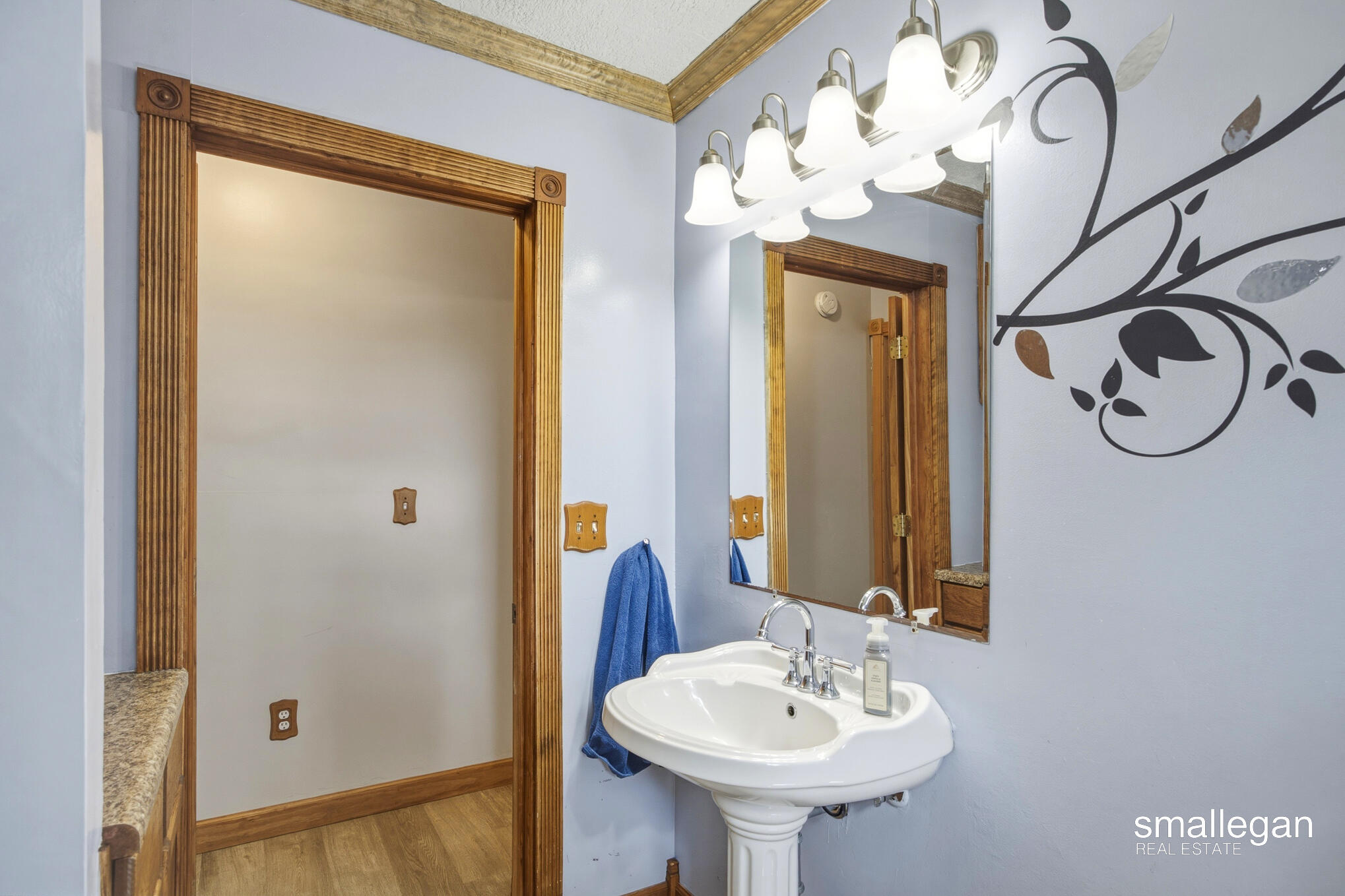 4005 Hendershot Avenue NW Grand Rapids MI 49544