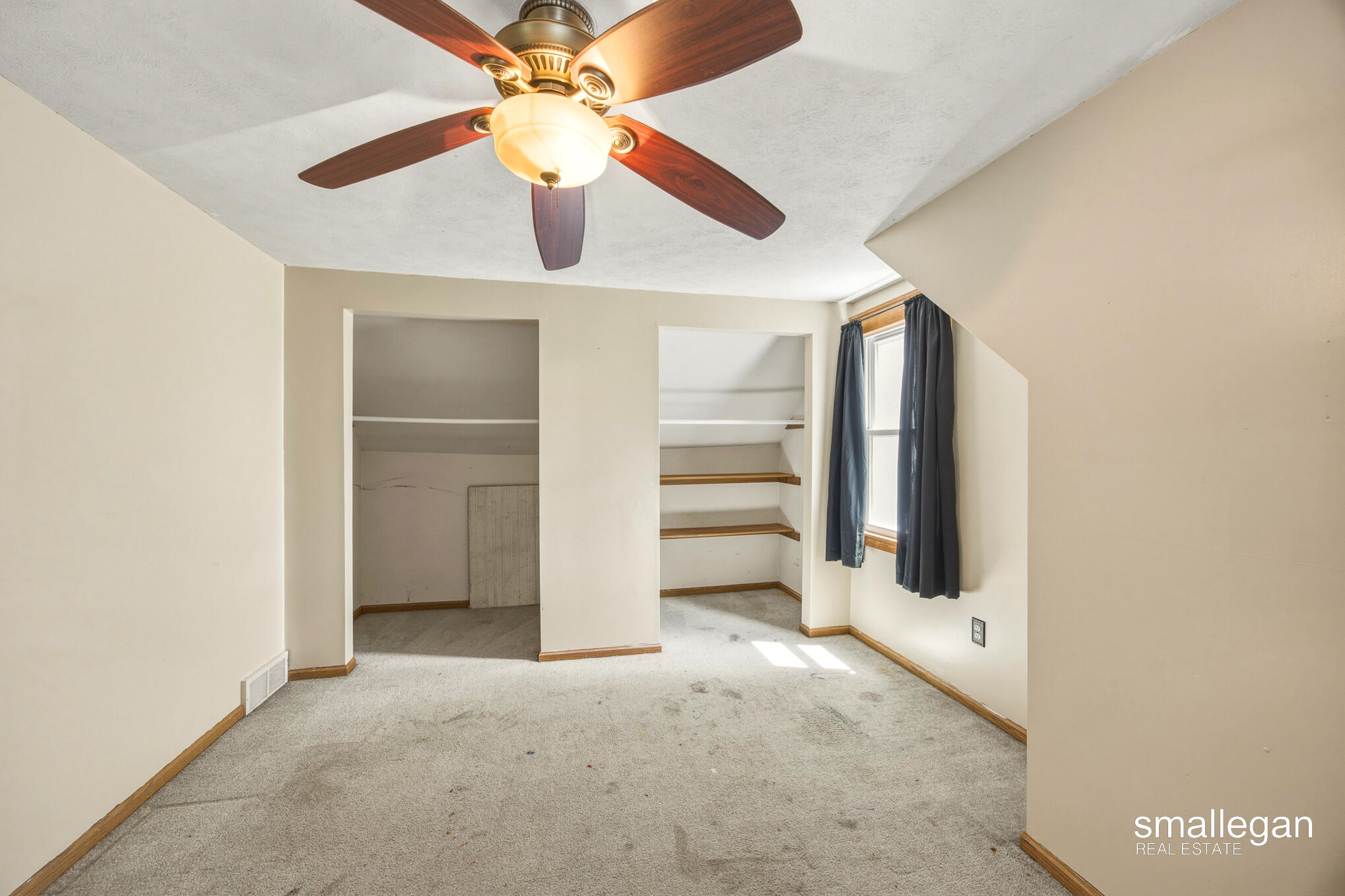 4005 Hendershot Avenue NW Grand Rapids MI 49544