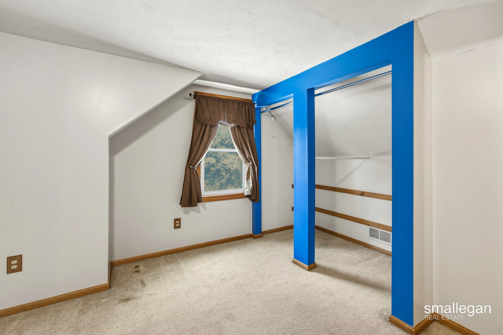 4005 Hendershot Avenue NW Grand Rapids MI 49544